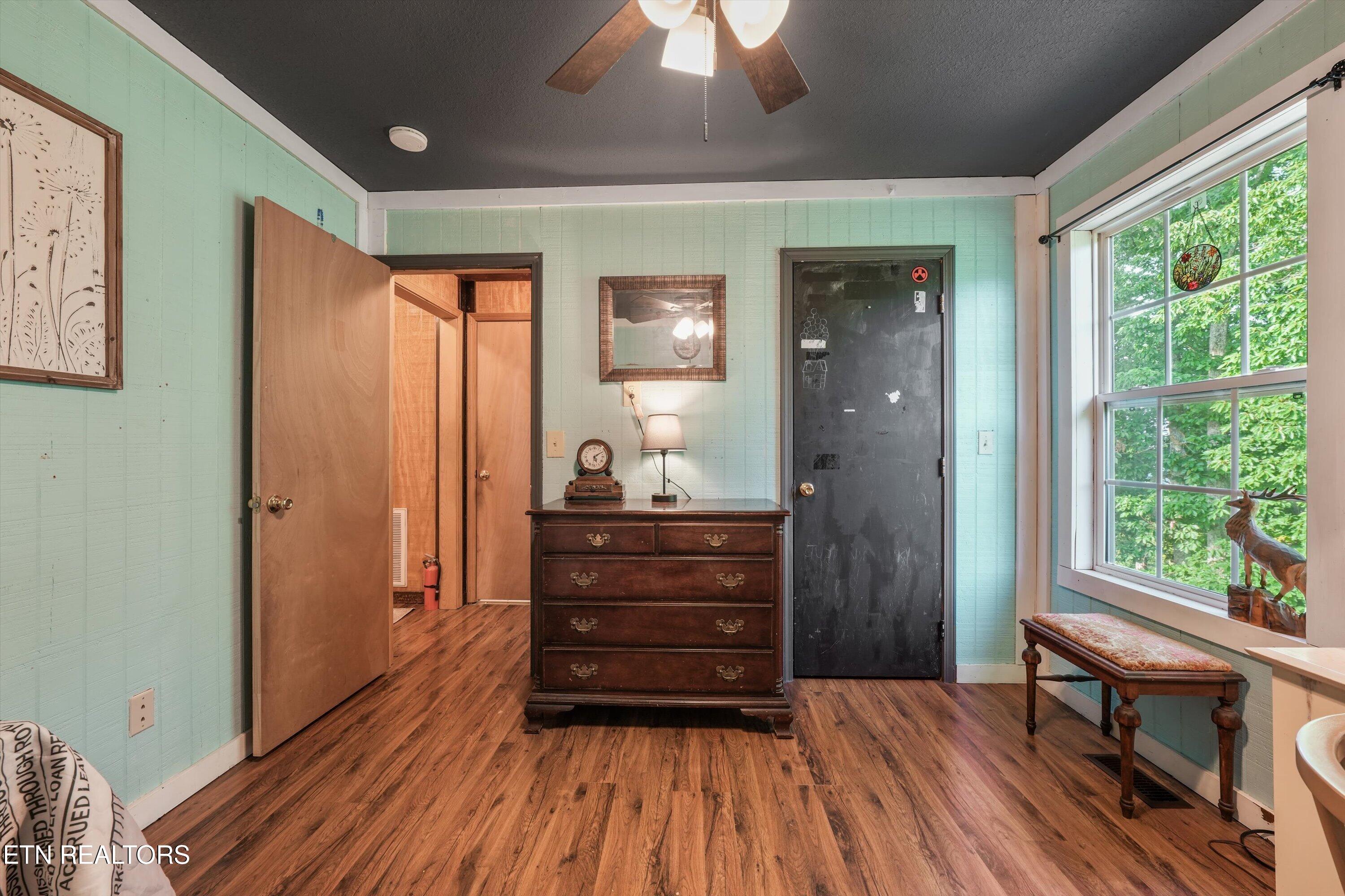 834 Walker Road Sharps Chapel TN 37866