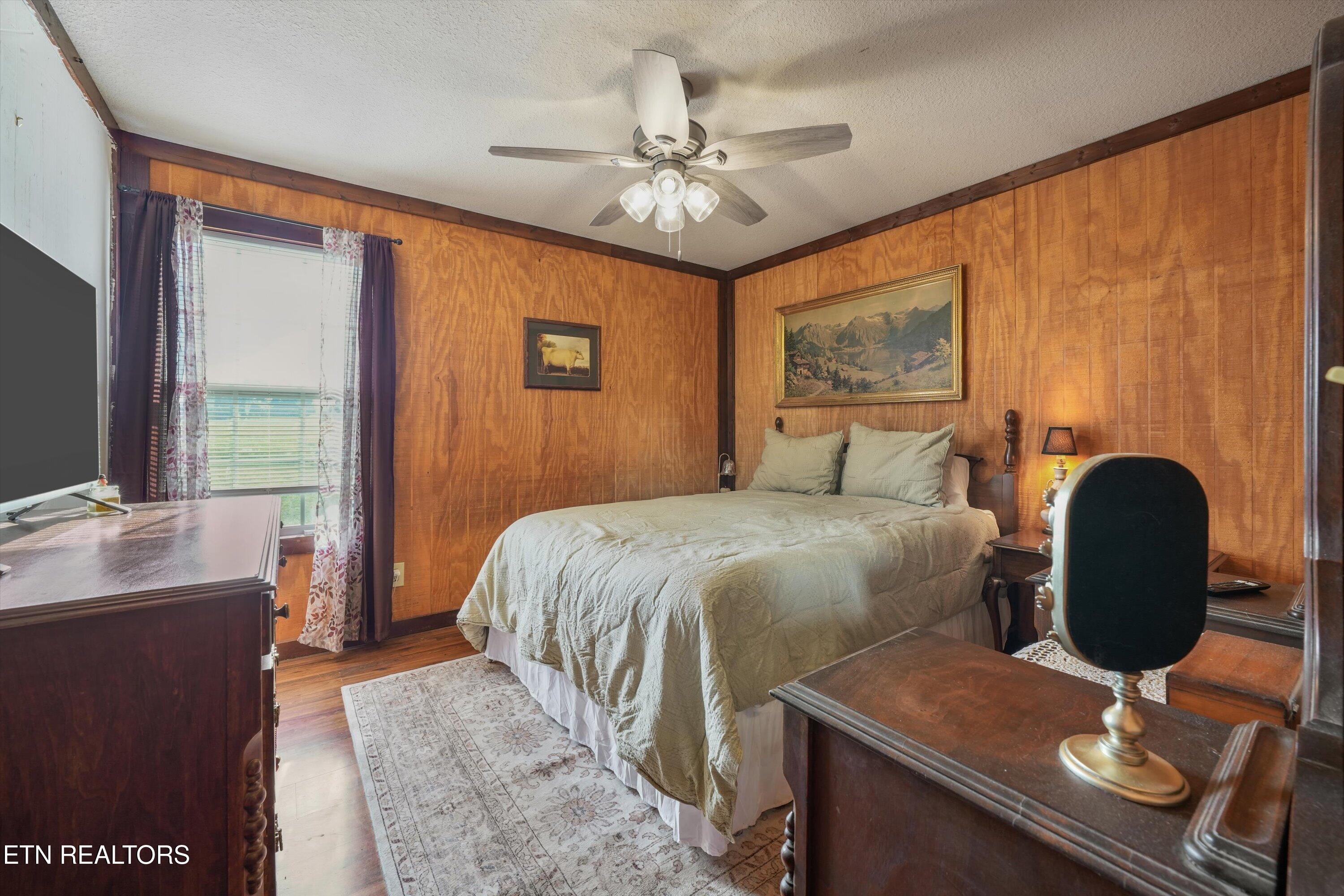 834 Walker Road Sharps Chapel TN 37866