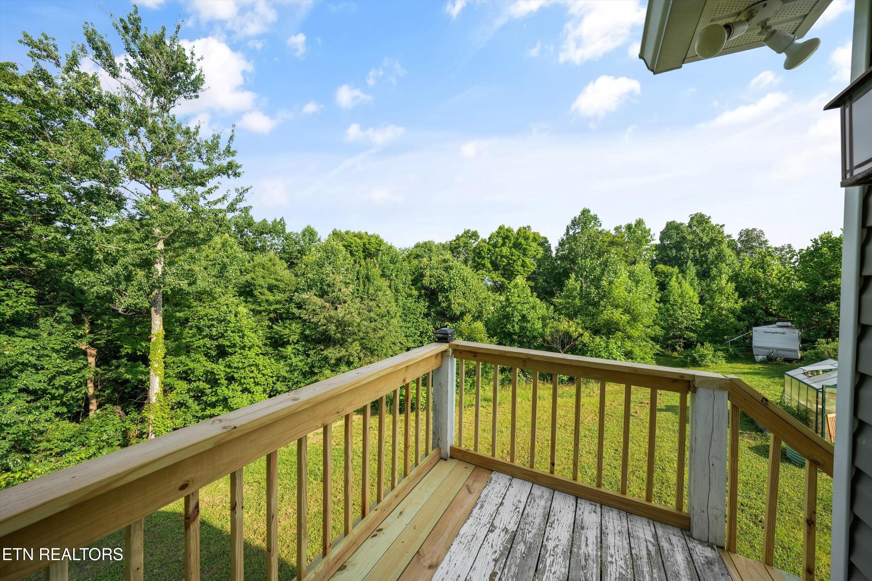 834 Walker Road Sharps Chapel TN 37866