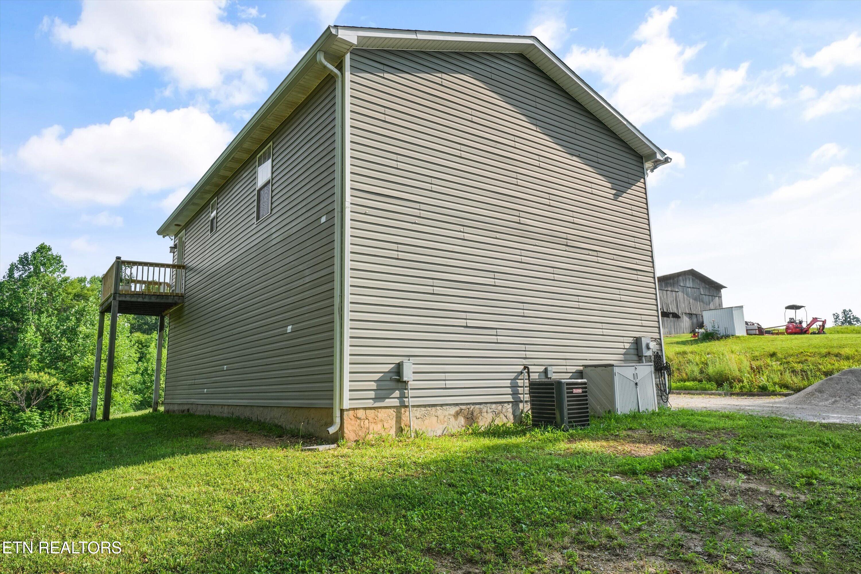 834 Walker Road Sharps Chapel TN 37866