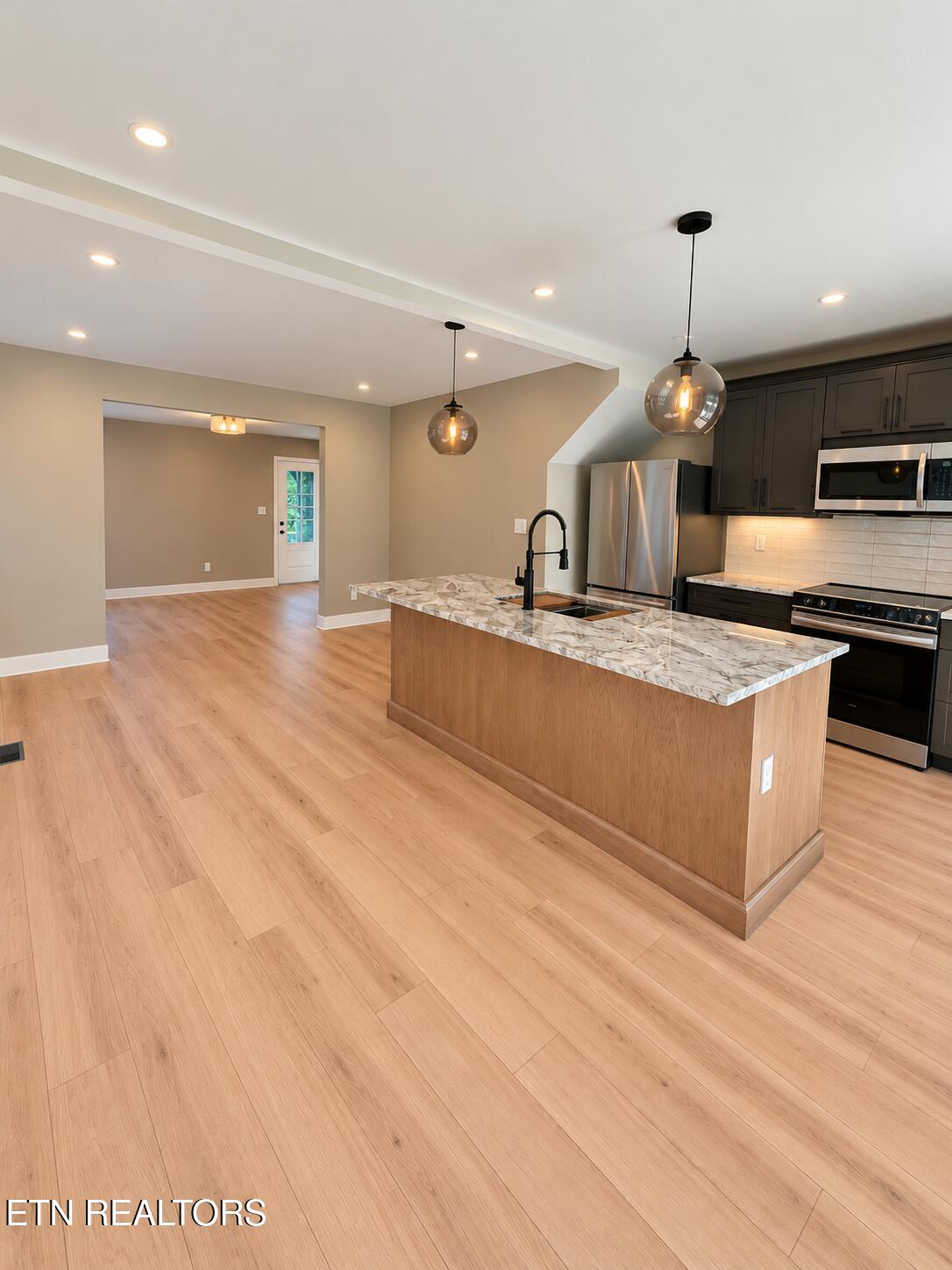 2554 Woodbine Avenue Knoxville TN 37914