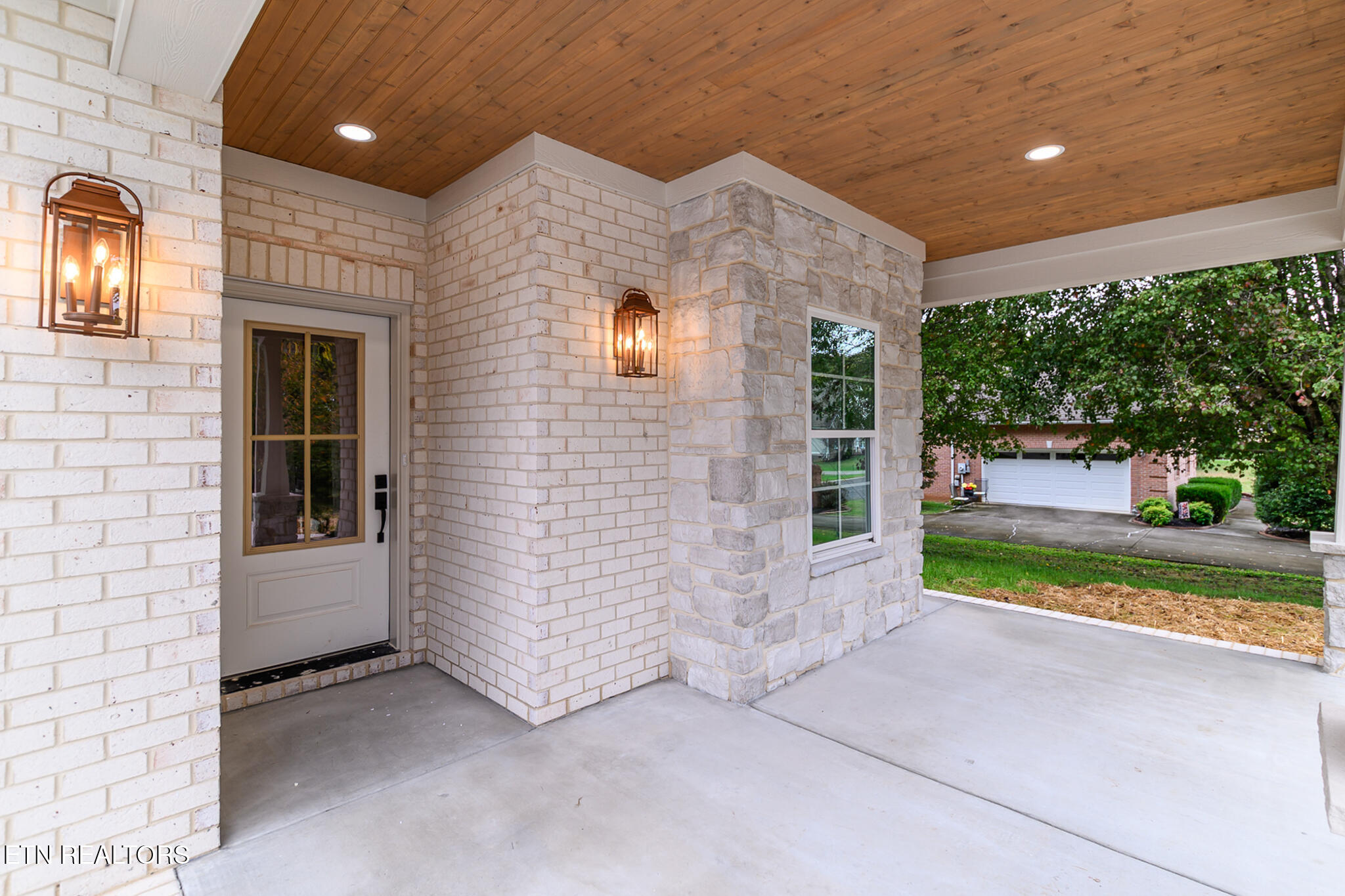 111 Alpine Drive Clinton TN 37716