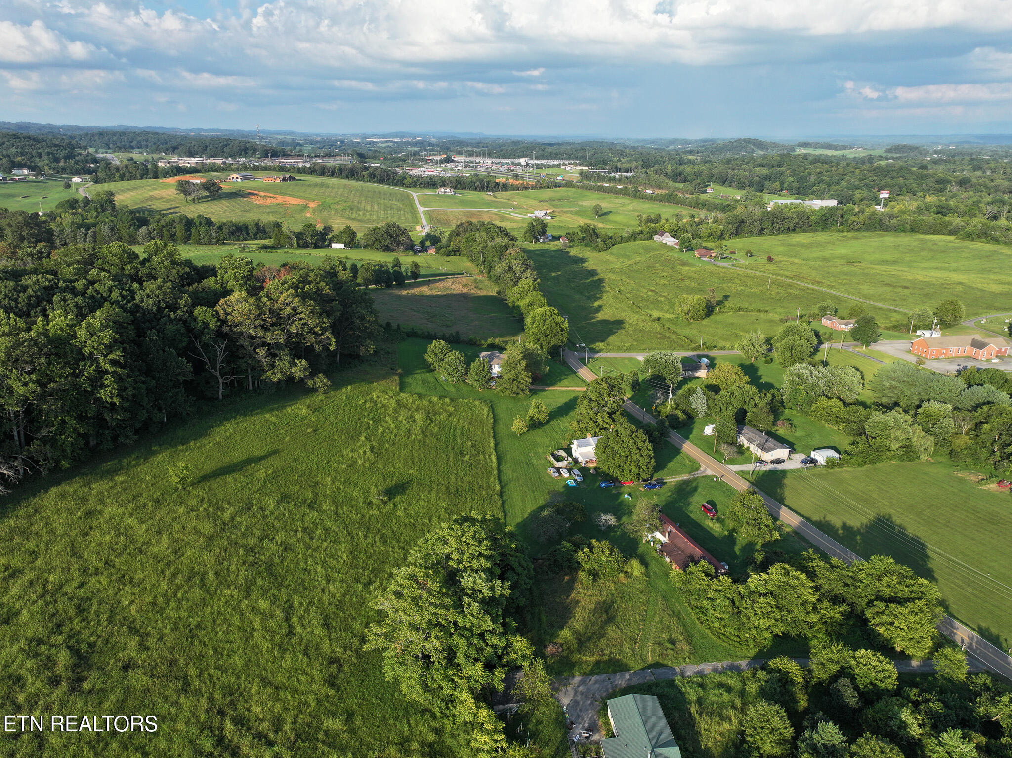 2409 Valley Home Road Talbott TN 37877