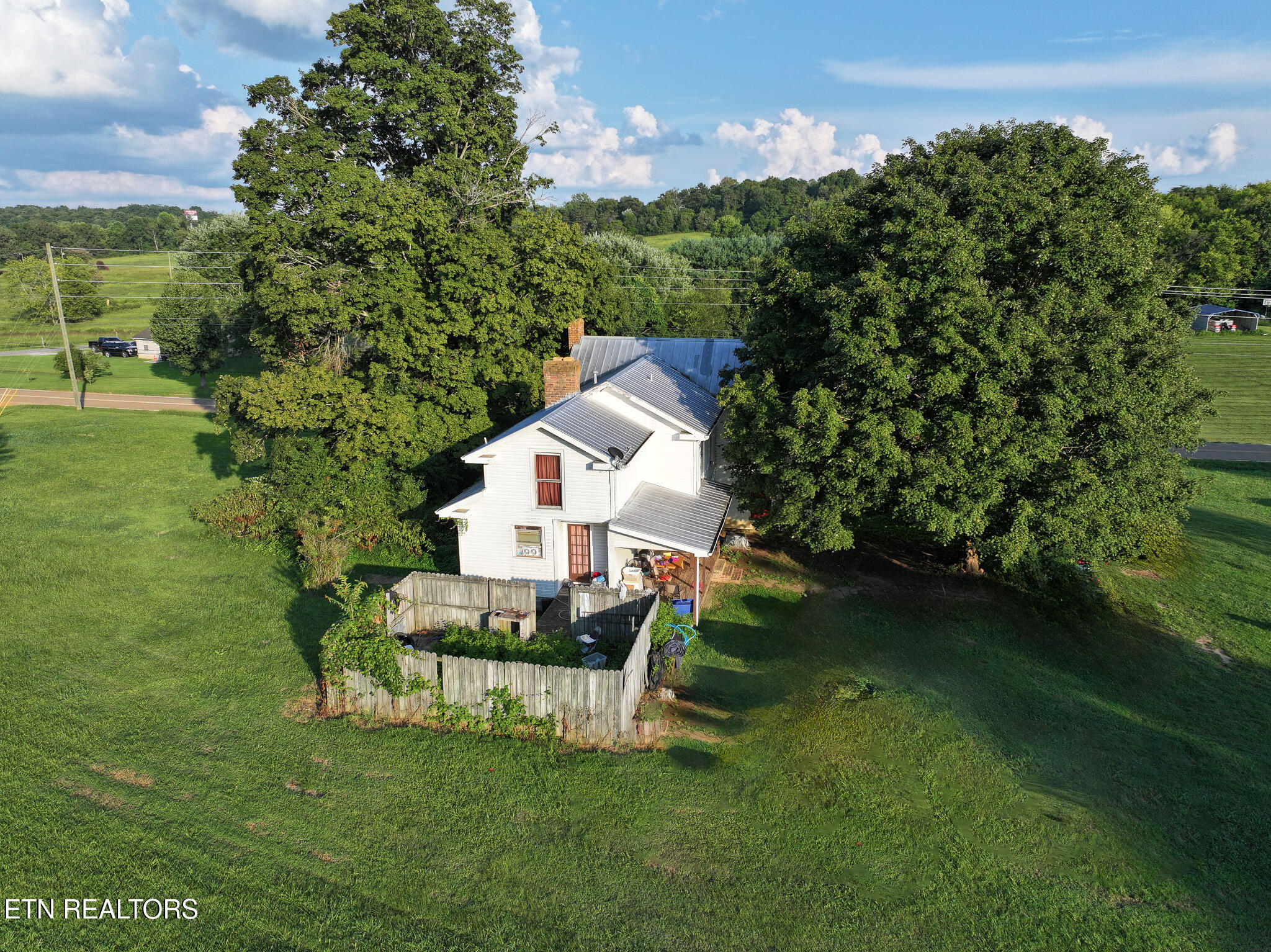 2409 Valley Home Road Talbott TN 37877