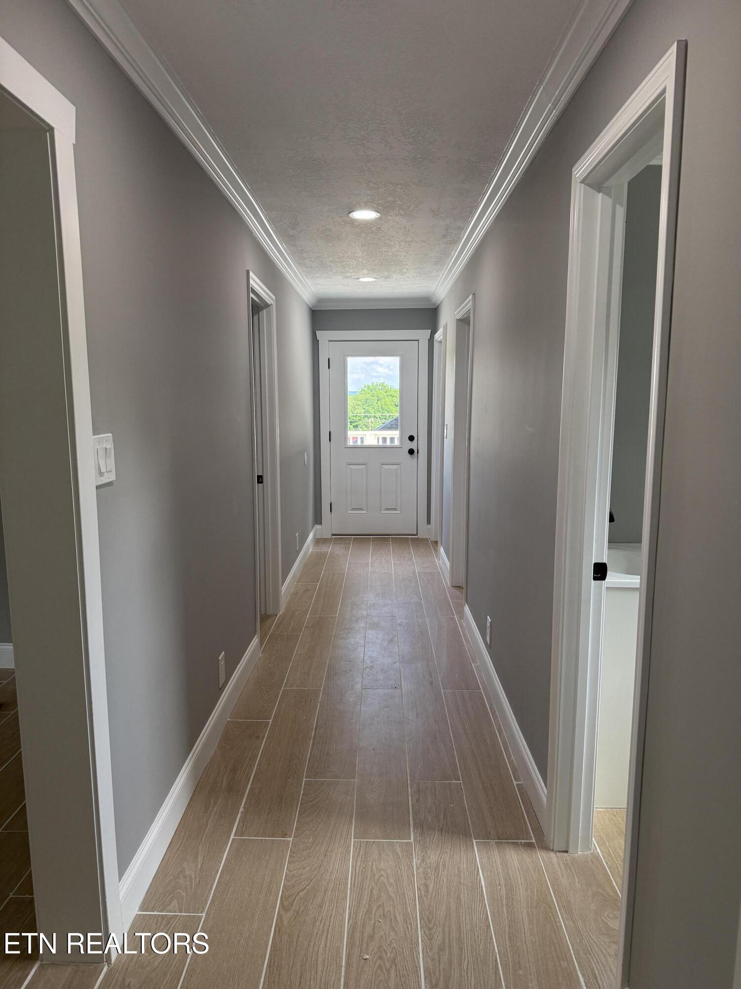 311 1/2 E 1st Avenue Lenoir City TN 37771