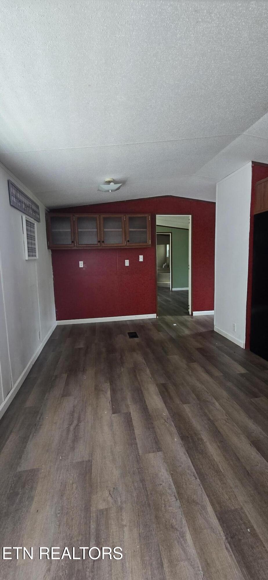 647 W Robbins Road Robbins TN 37852