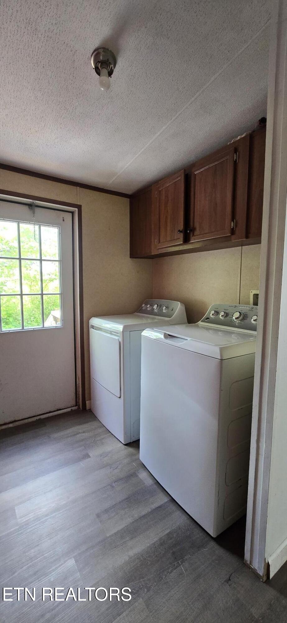 647 W Robbins Road Robbins TN 37852