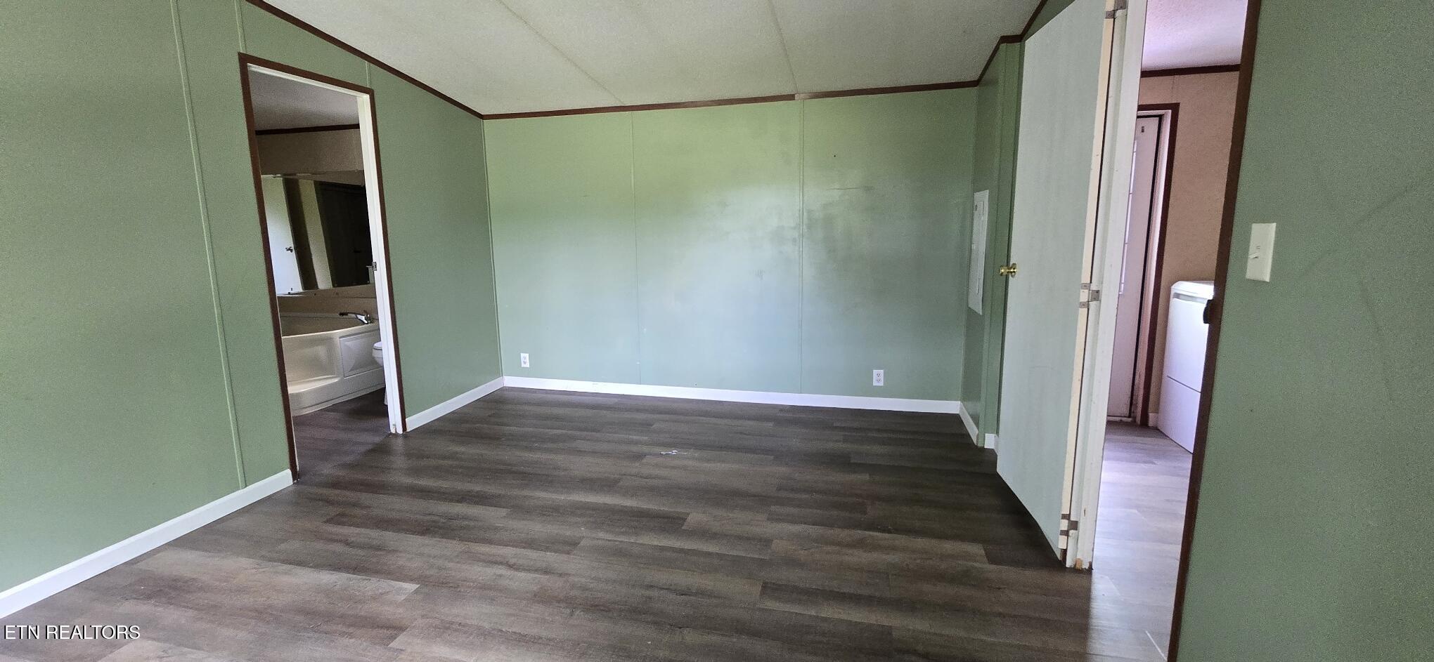 647 W Robbins Road Robbins TN 37852