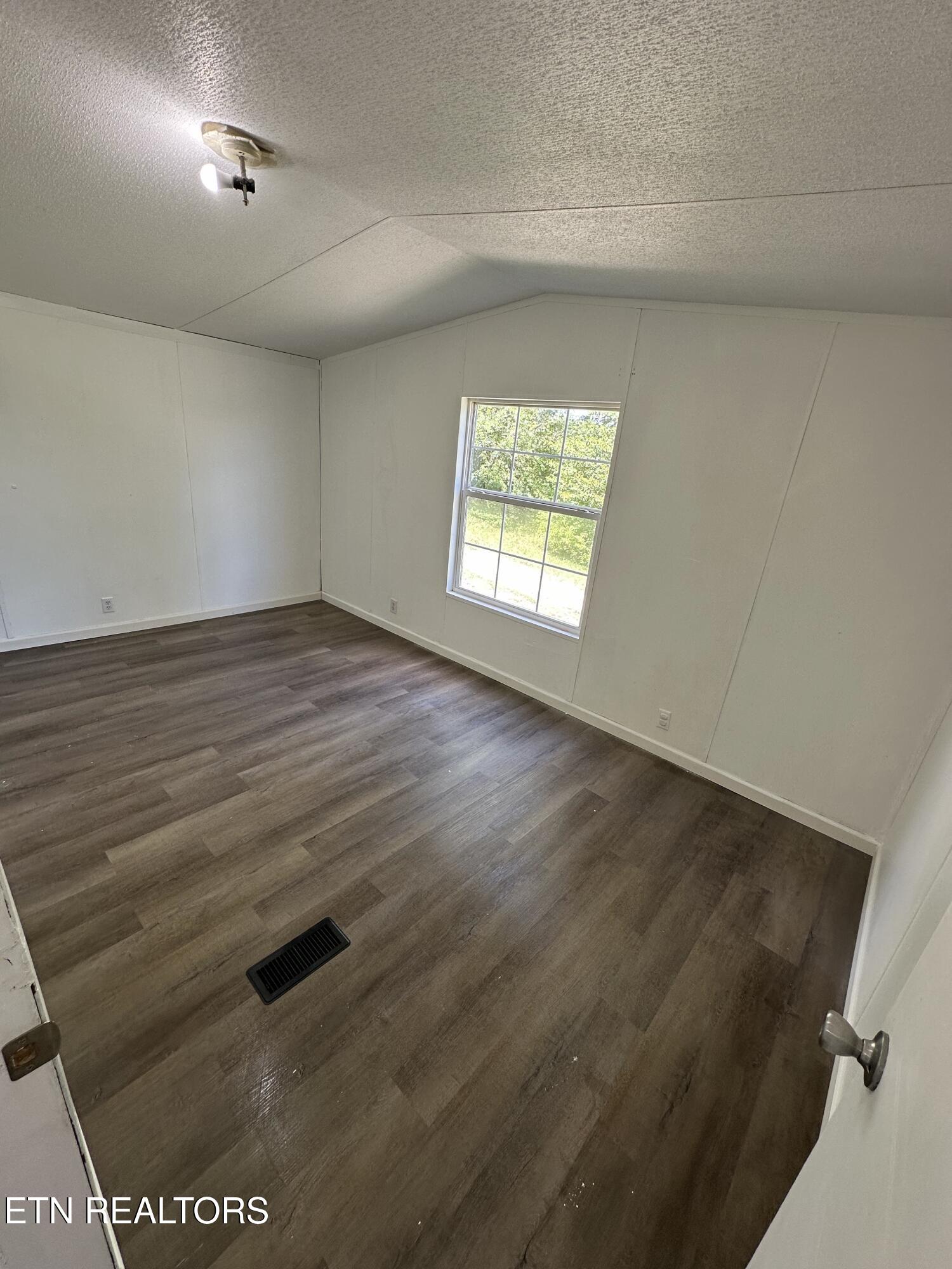 647 W Robbins Road Robbins TN 37852