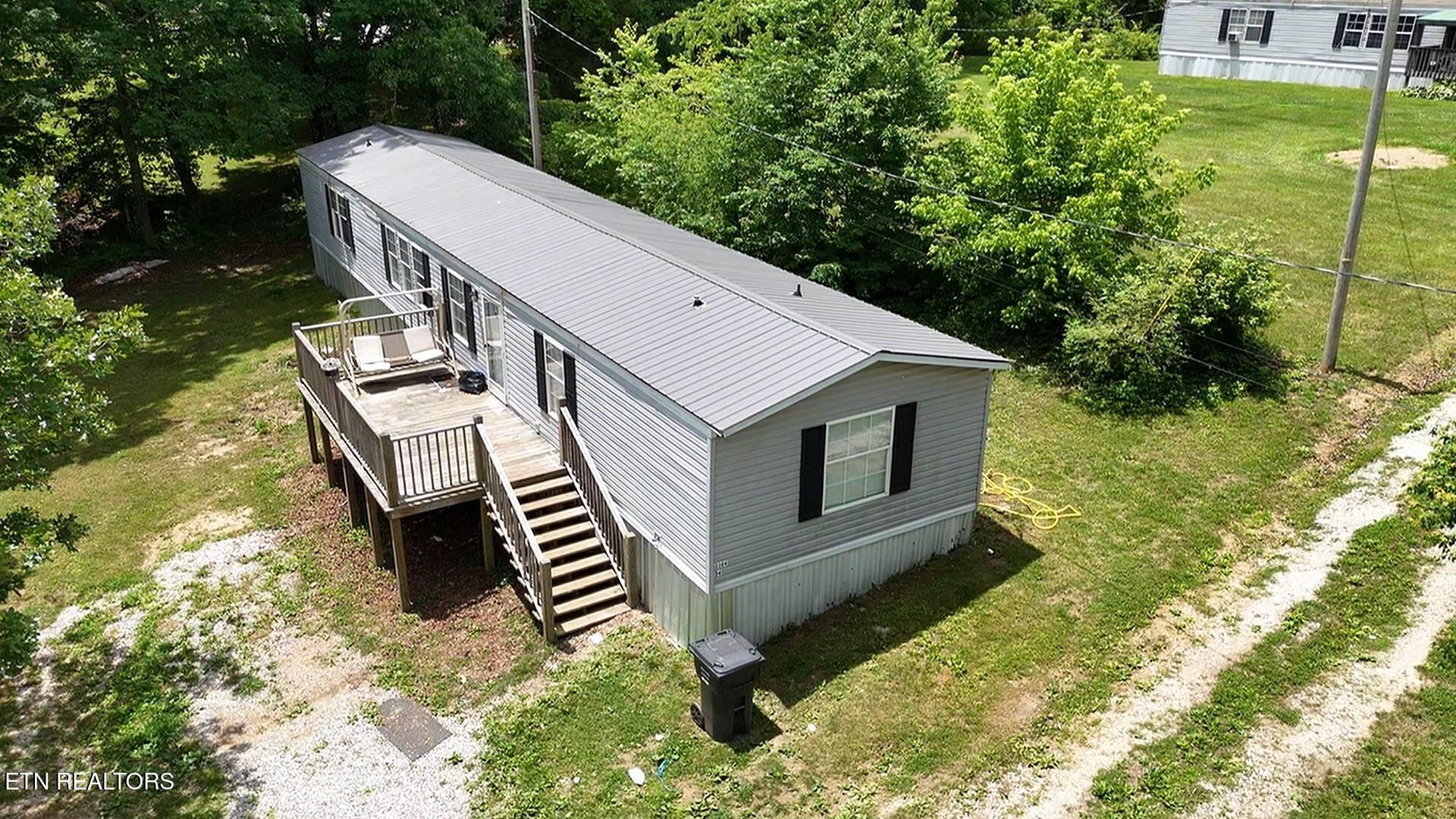 647 W Robbins Road Robbins TN 37852