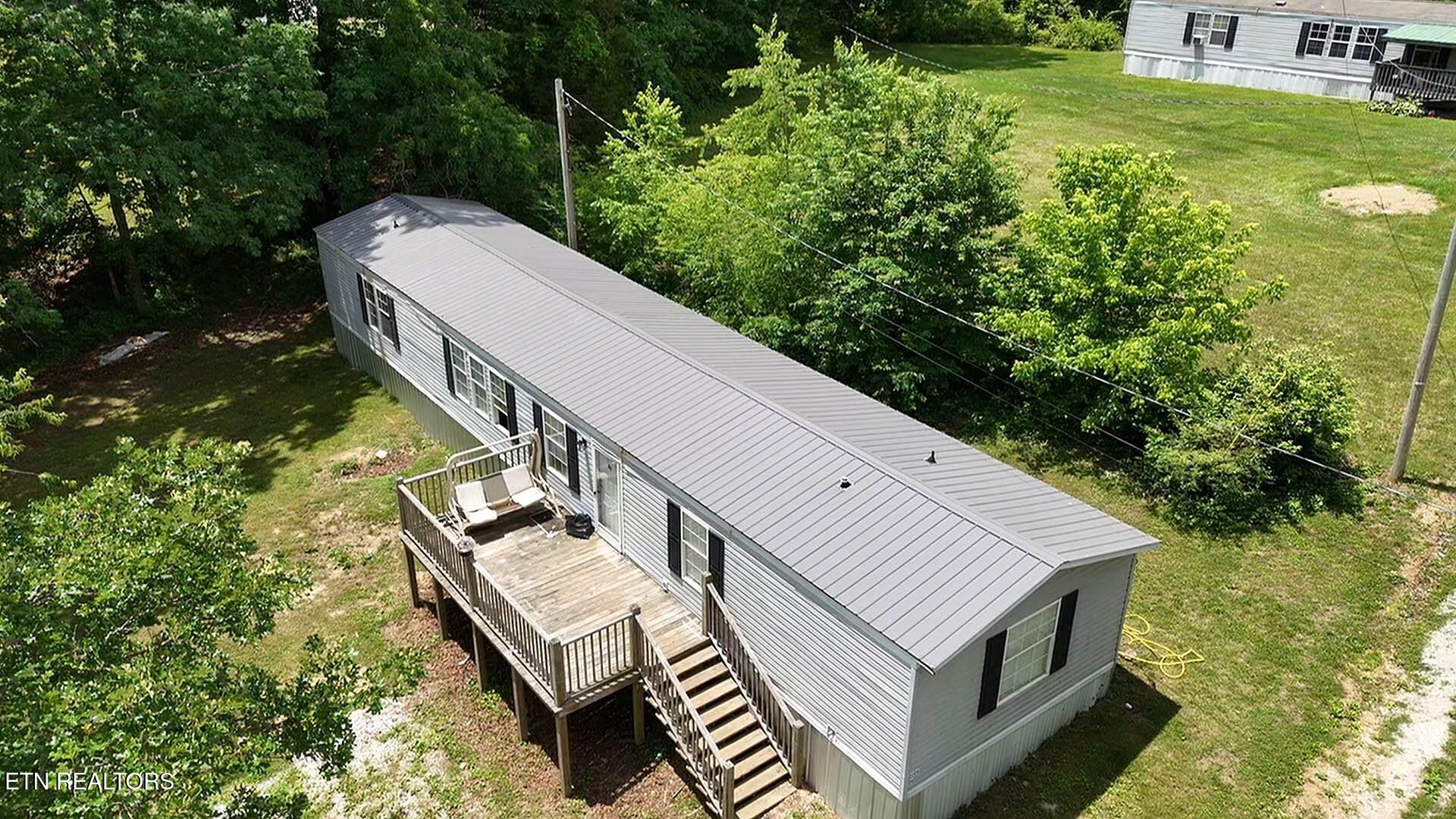 647 W Robbins Road Robbins TN 37852