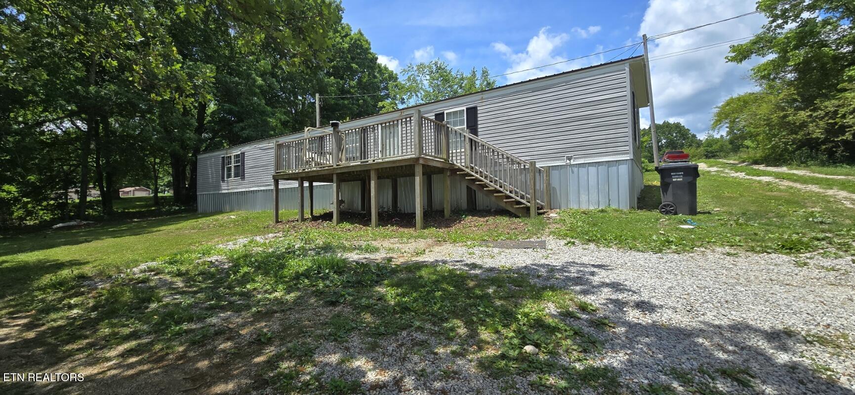 647 W Robbins Road Robbins TN 37852