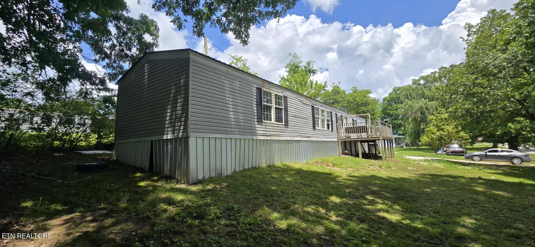 647 W Robbins Road Robbins TN 37852