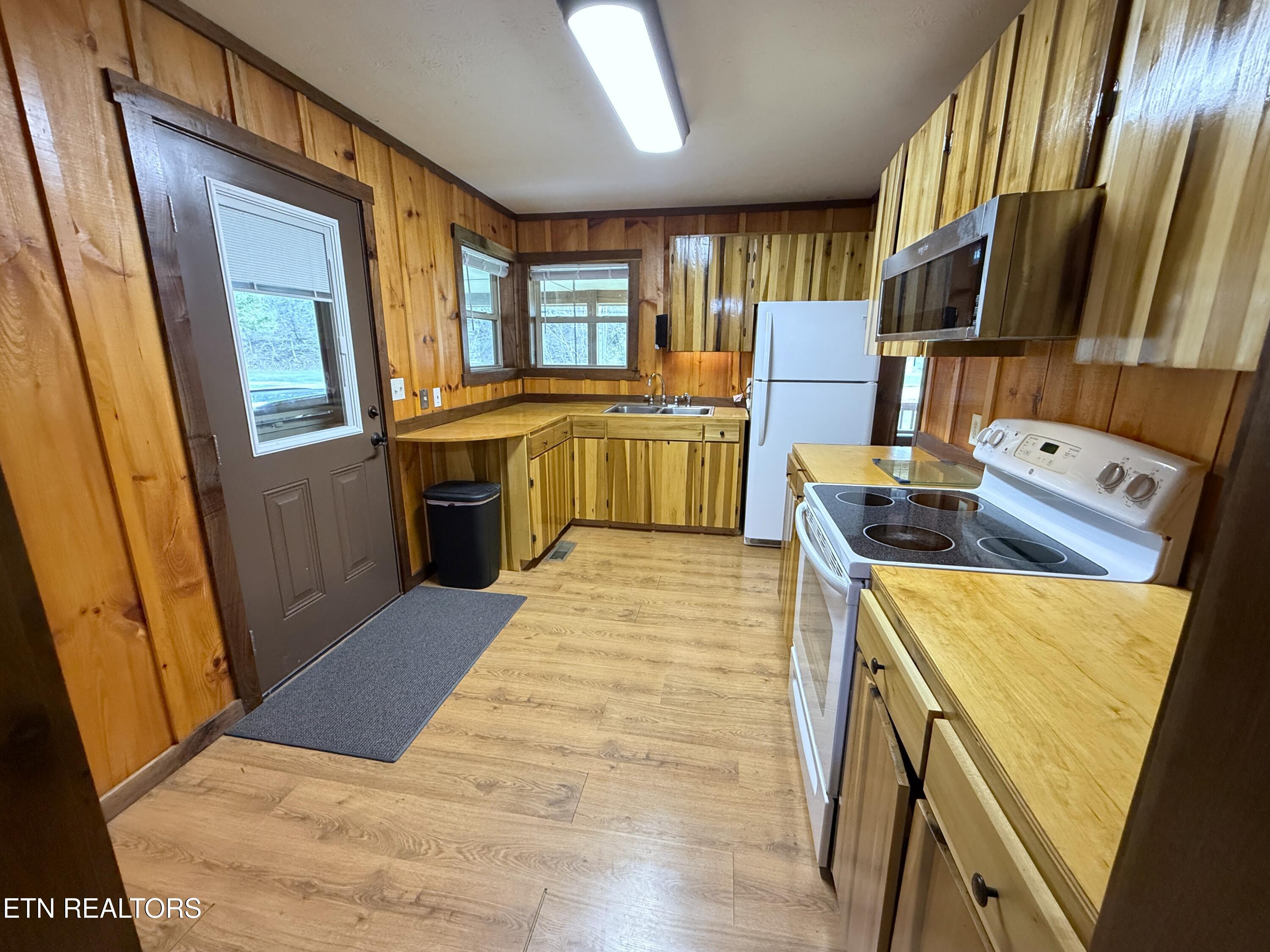 1059 Blue Mill Road Del Rio TN 37727