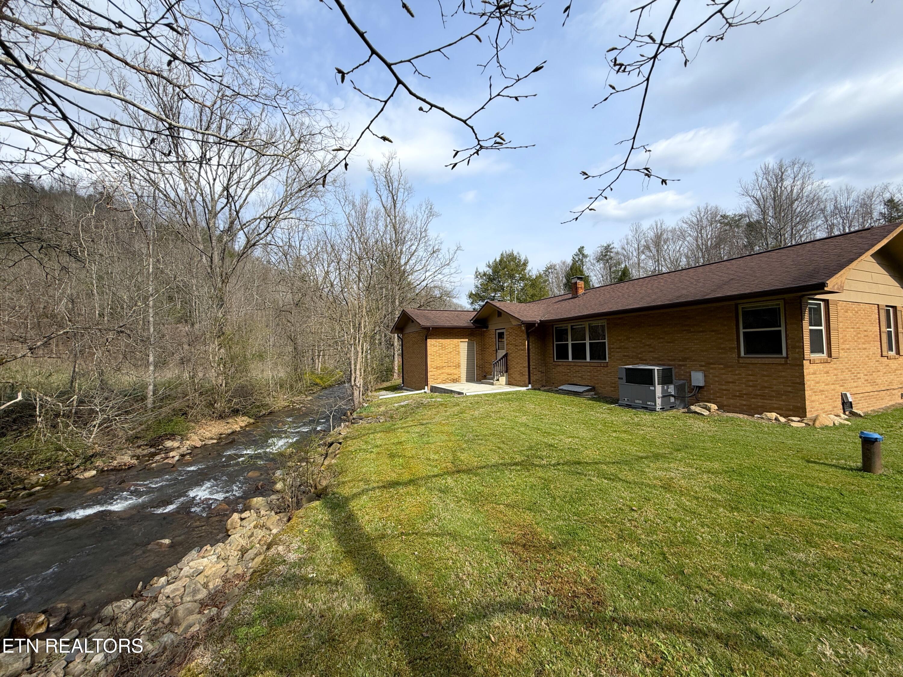 1059 Blue Mill Road Del Rio TN 37727