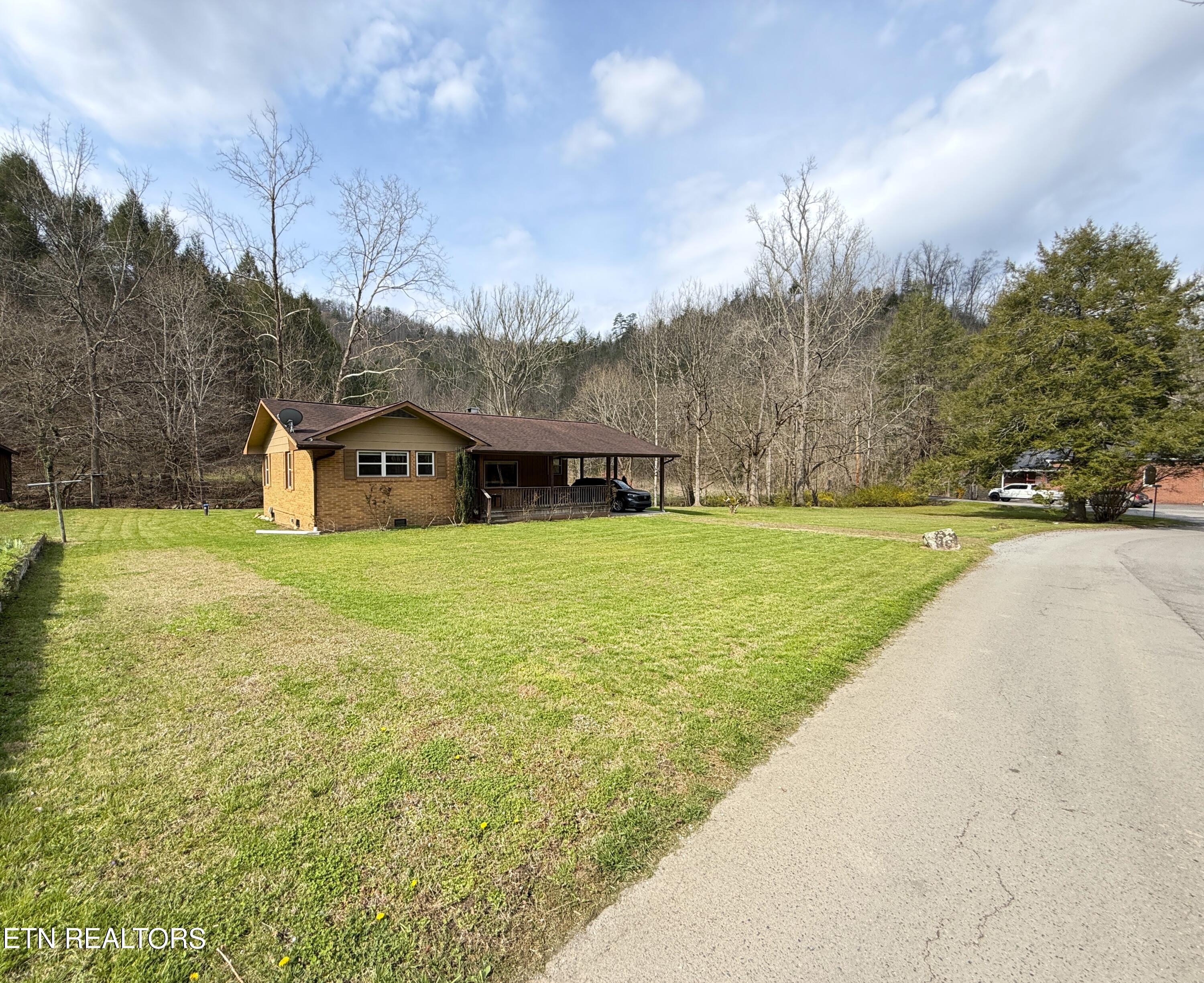 1059 Blue Mill Road Del Rio TN 37727