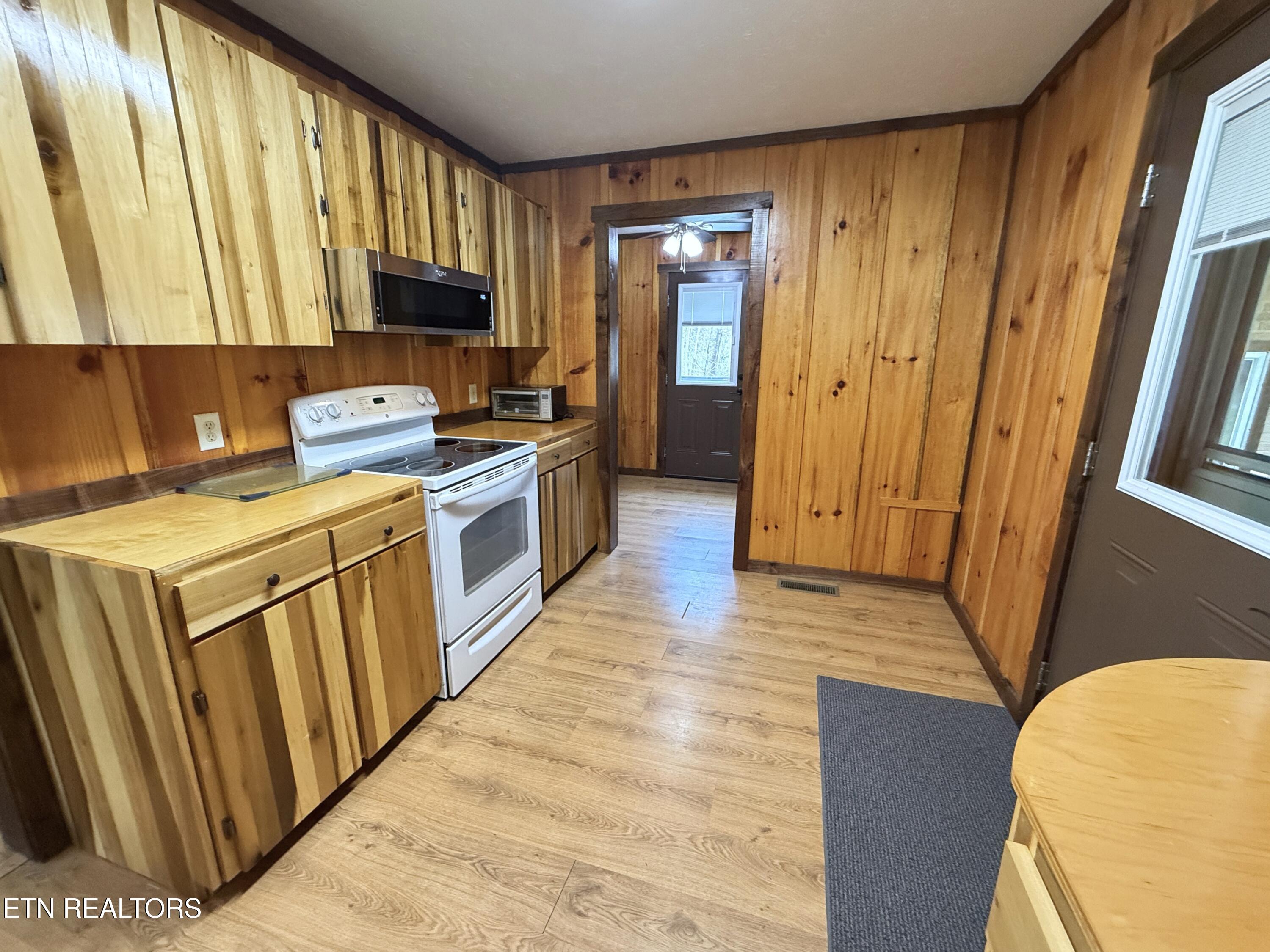 1059 Blue Mill Road Del Rio TN 37727