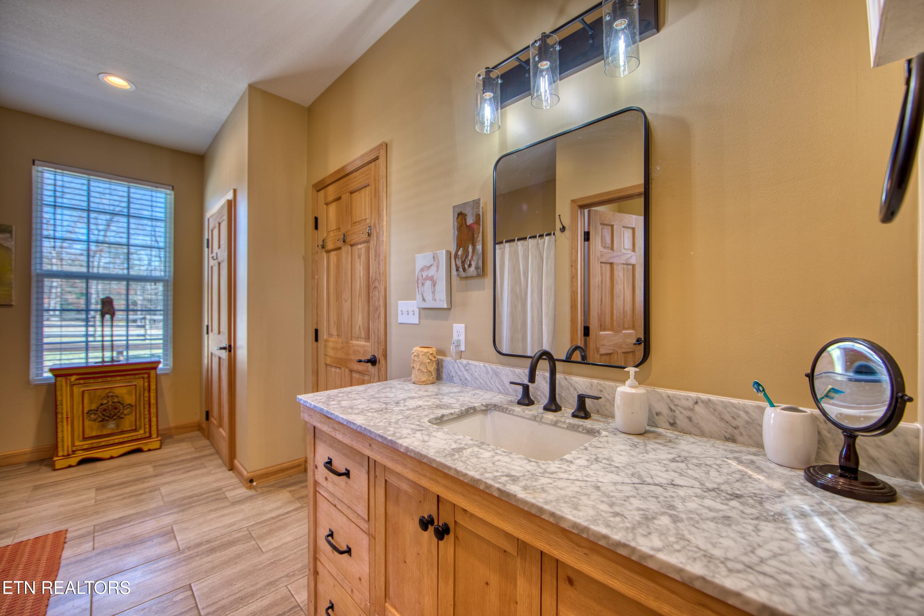 642 Buck Ridge Road Jamestown TN 38556