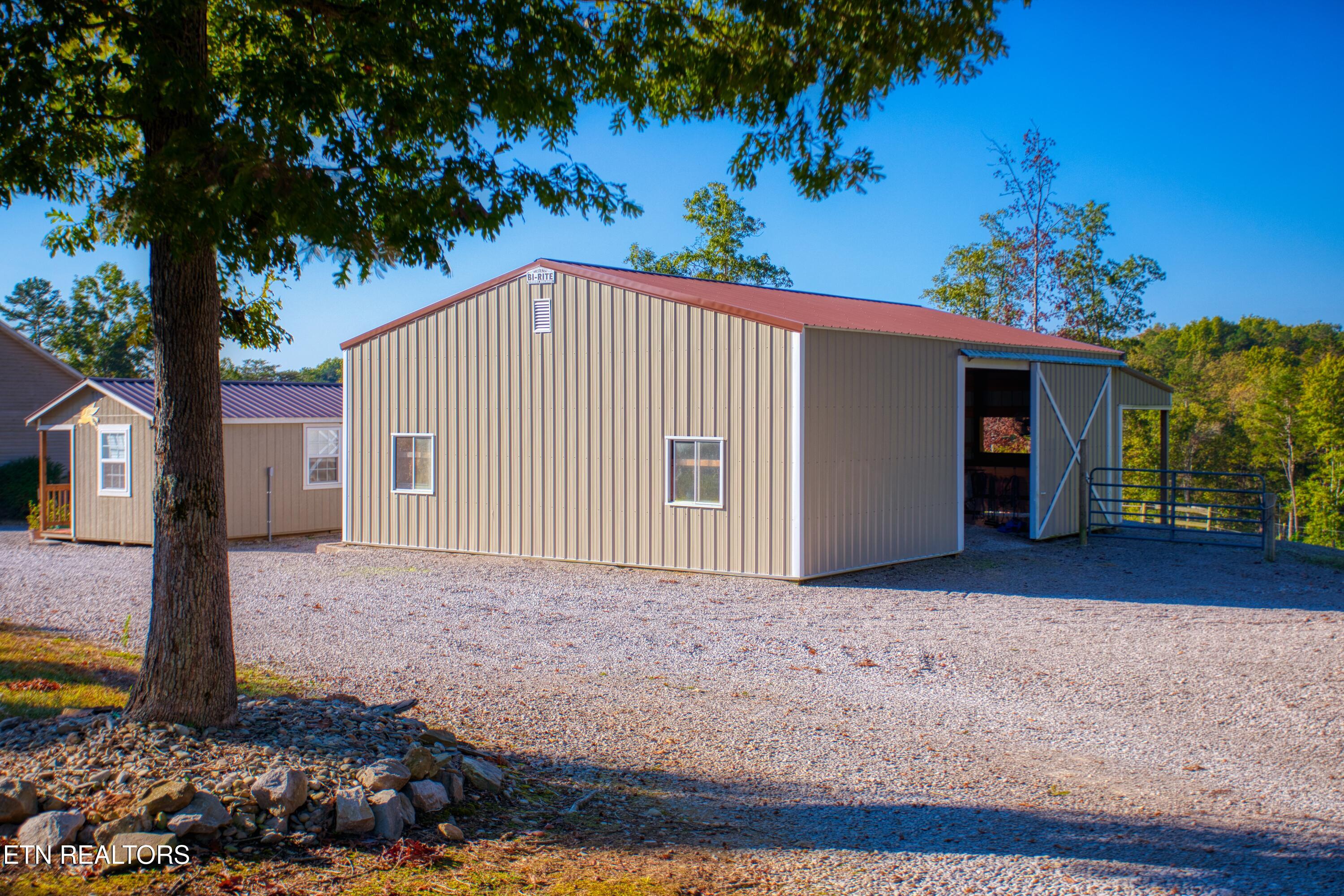 642 Buck Ridge Road Jamestown TN 38556