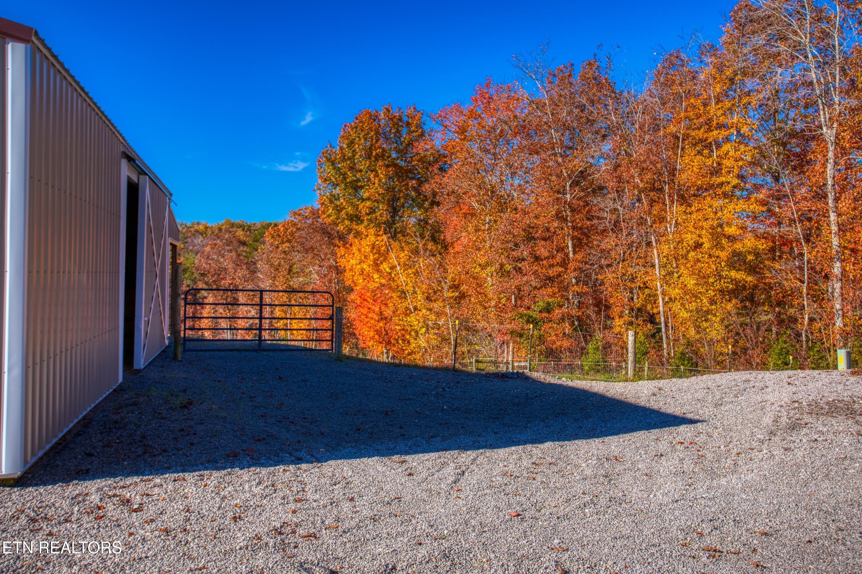 642 Buck Ridge Road Jamestown TN 38556