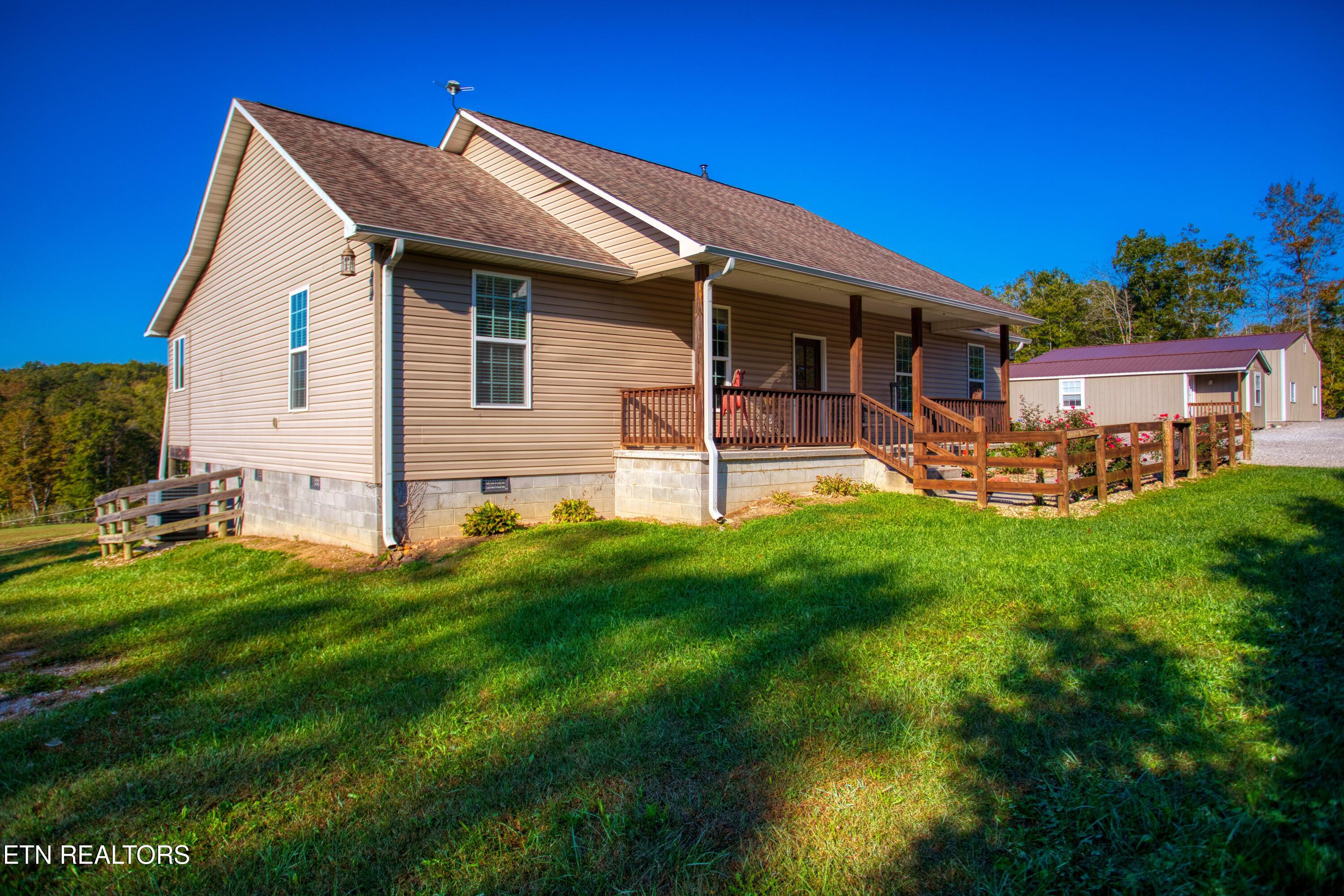 642 Buck Ridge Road Jamestown TN 38556