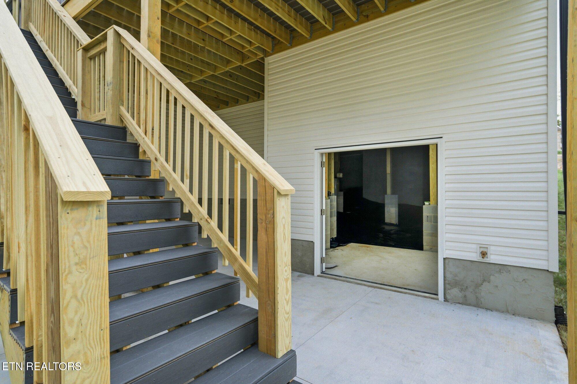 237 Ootsima Way Loudon TN 37774