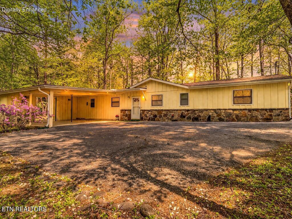 1062 N Ridge Place Sevierville TN 37876