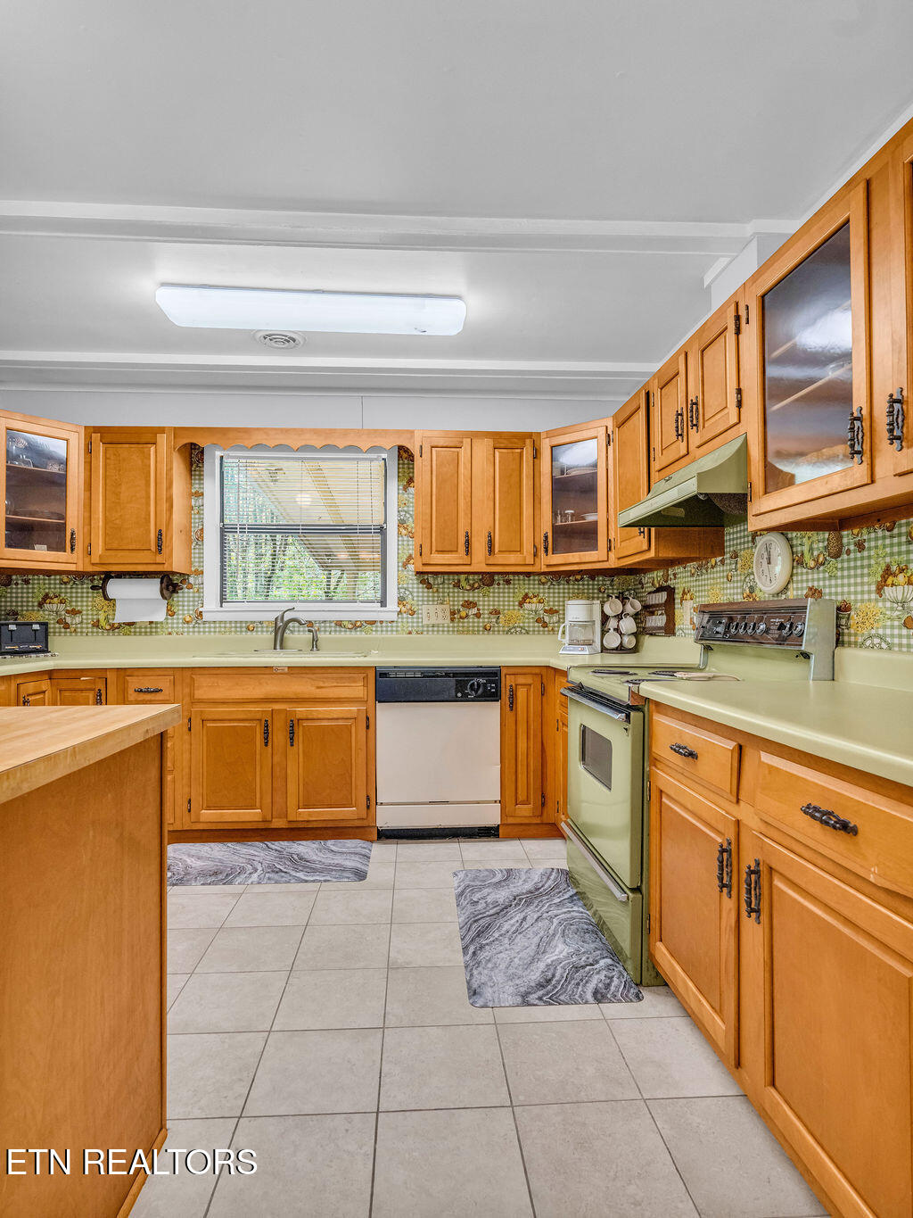 1062 N Ridge Place Sevierville TN 37876