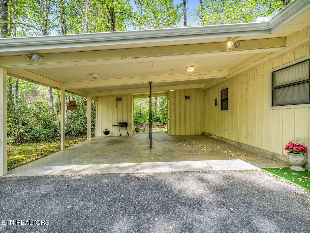1062 N Ridge Place Sevierville TN 37876