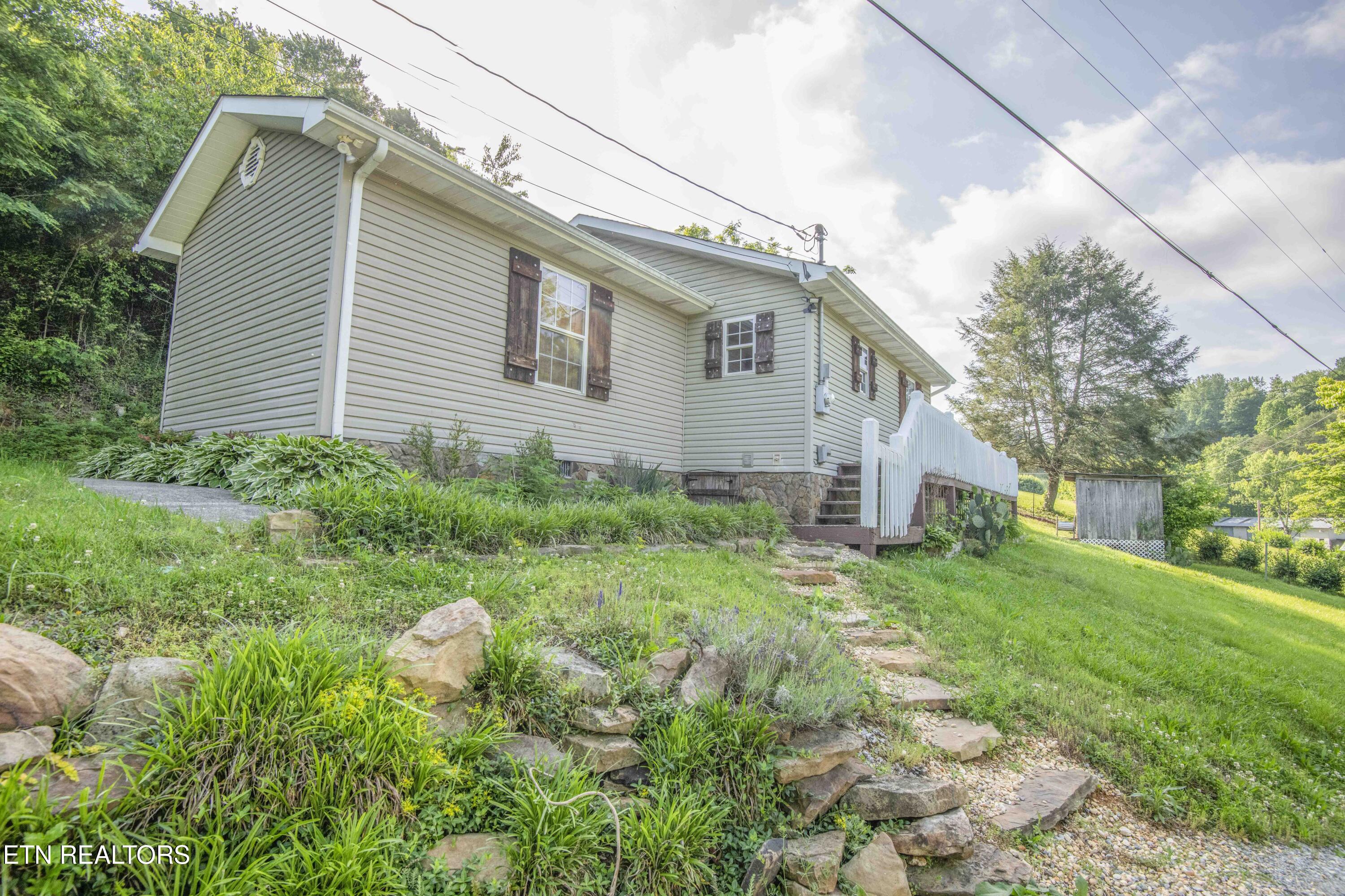 486 Coolidge Road Lafollette TN 37766