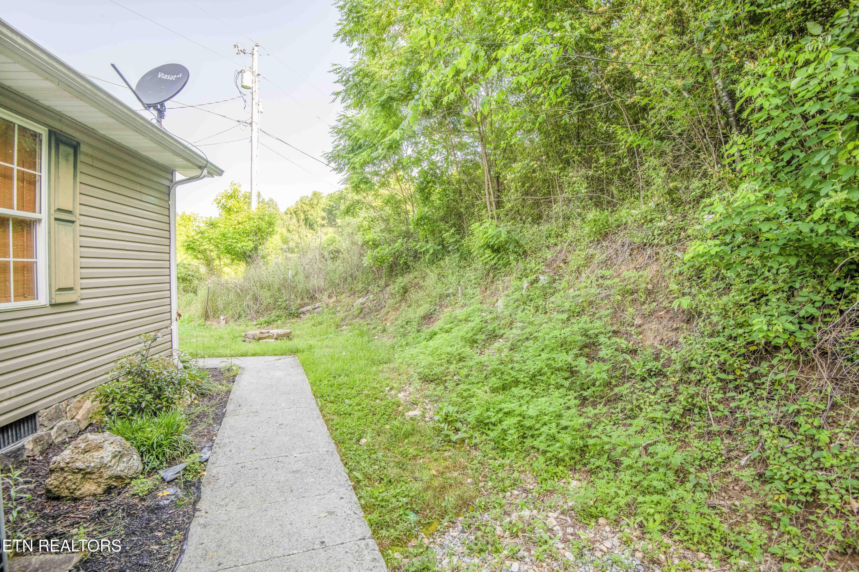 486 Coolidge Road Lafollette TN 37766