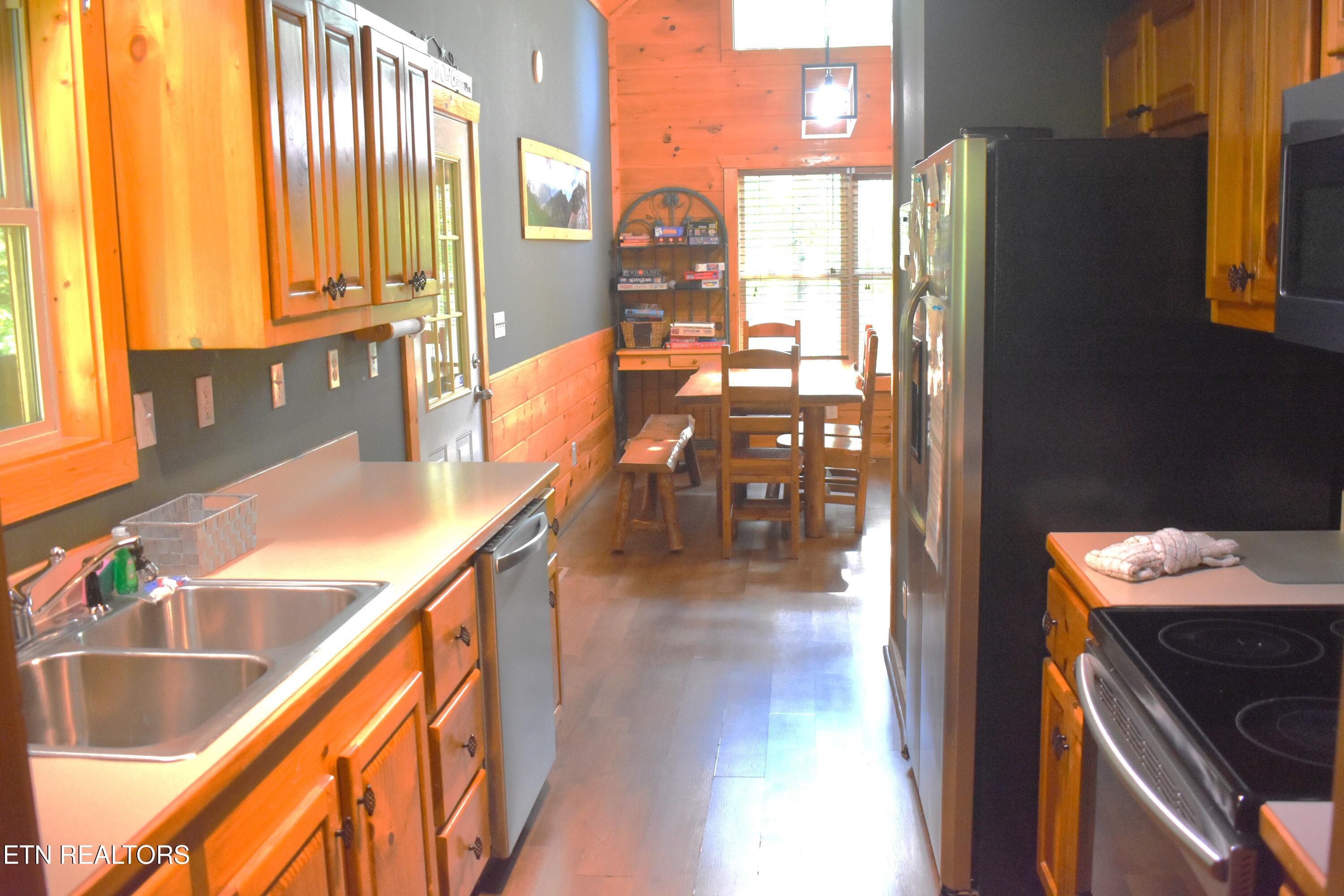1722 Scenic Woods Way Sevierville TN 37876