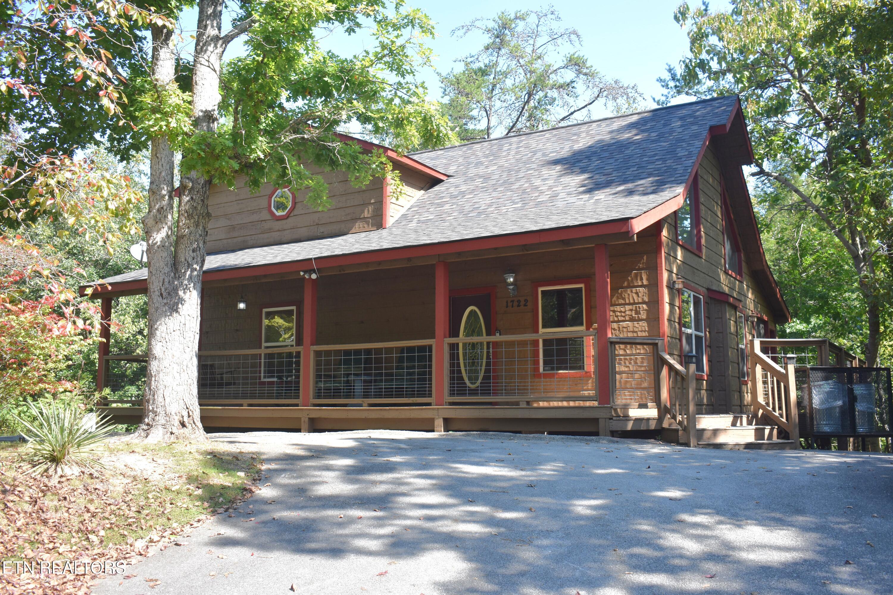 1722 Scenic Woods Way Sevierville TN 37876