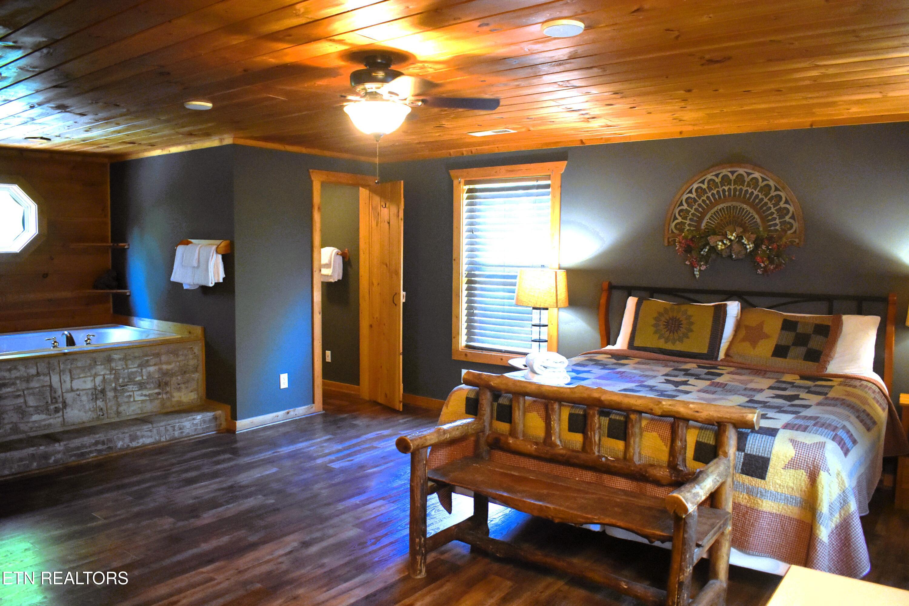 1722 Scenic Woods Way Sevierville TN 37876