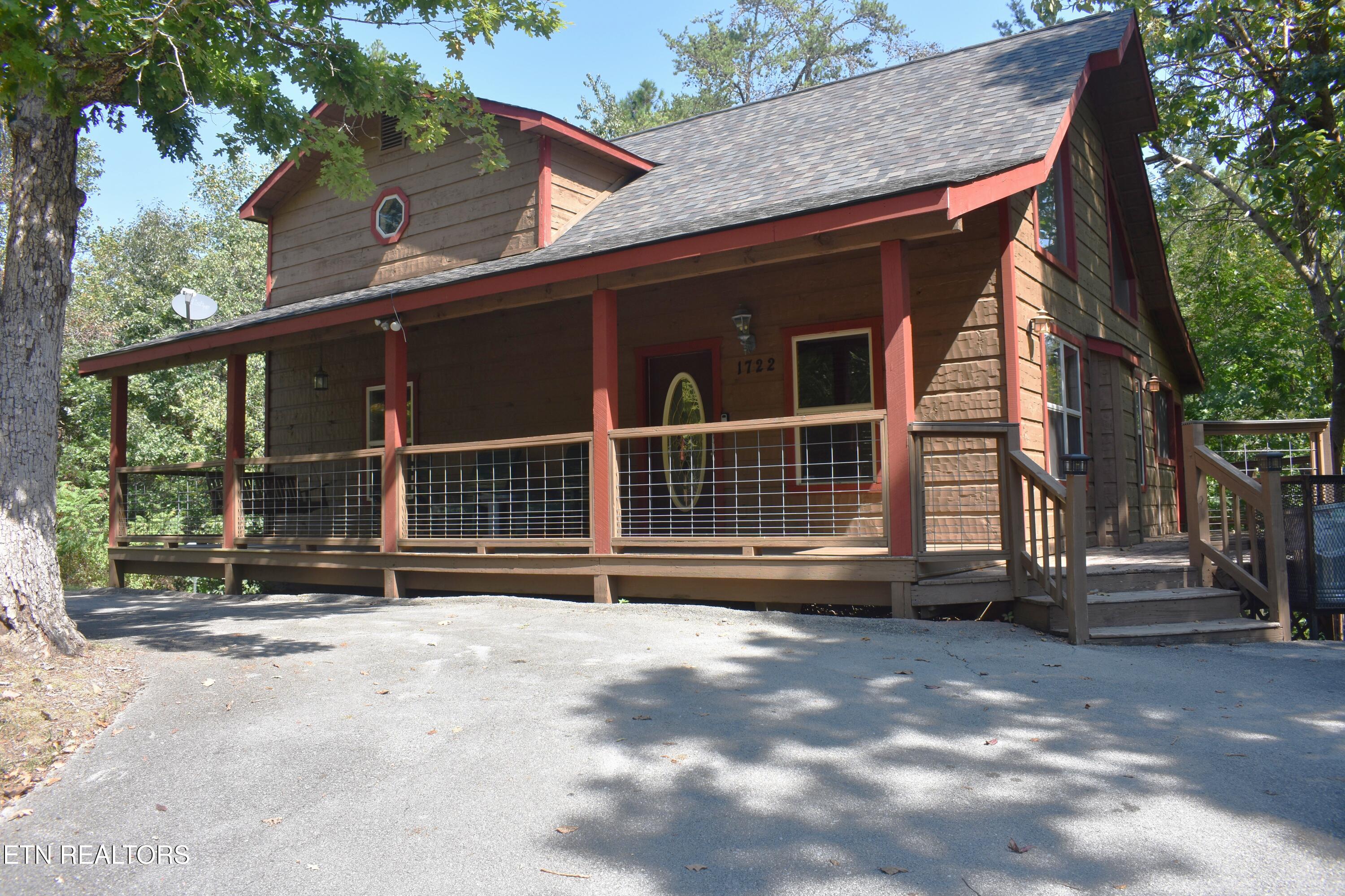 1722 Scenic Woods Way Sevierville TN 37876
