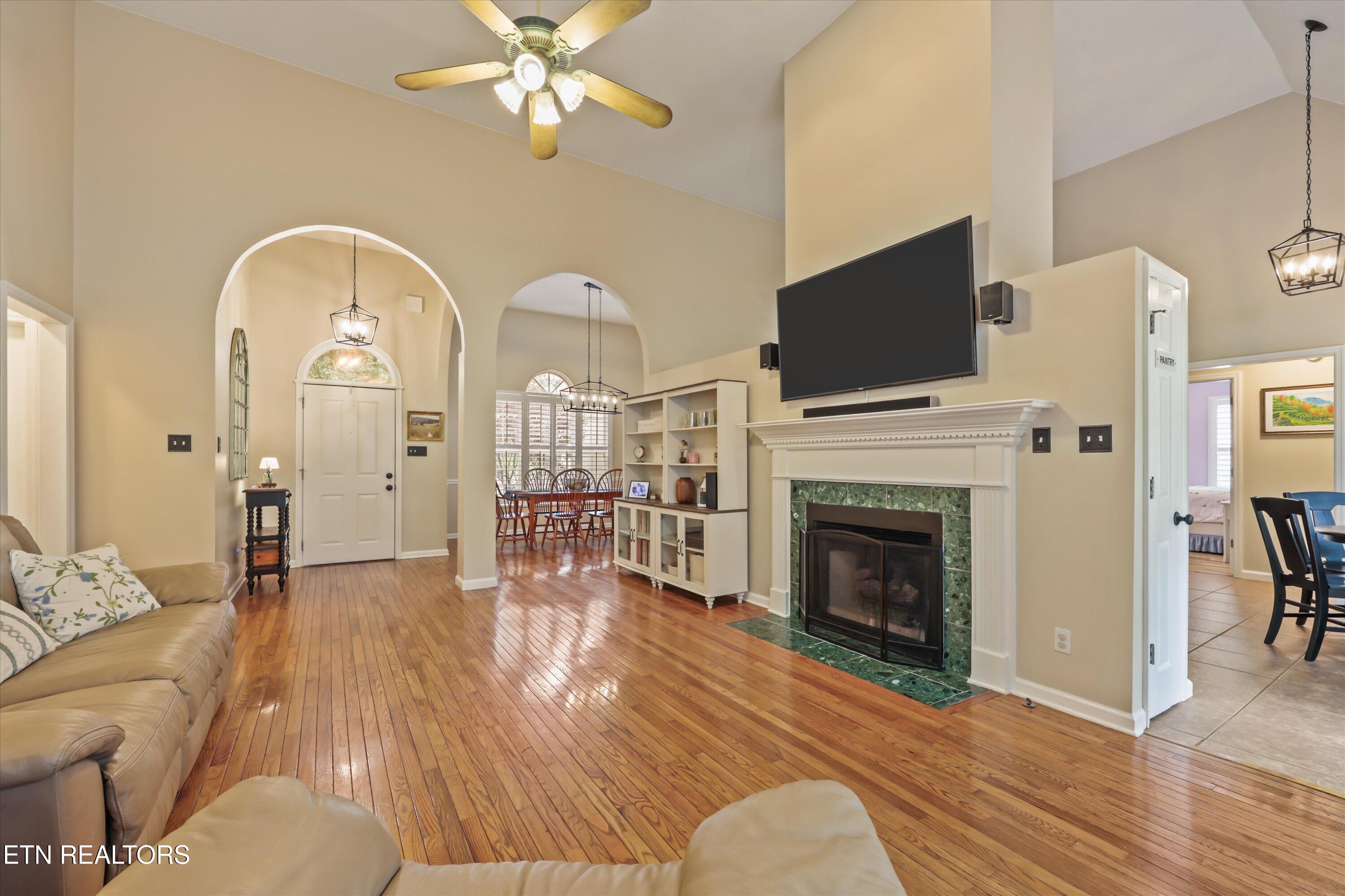 2369 Conners Creek Circle Knoxville TN 37932
