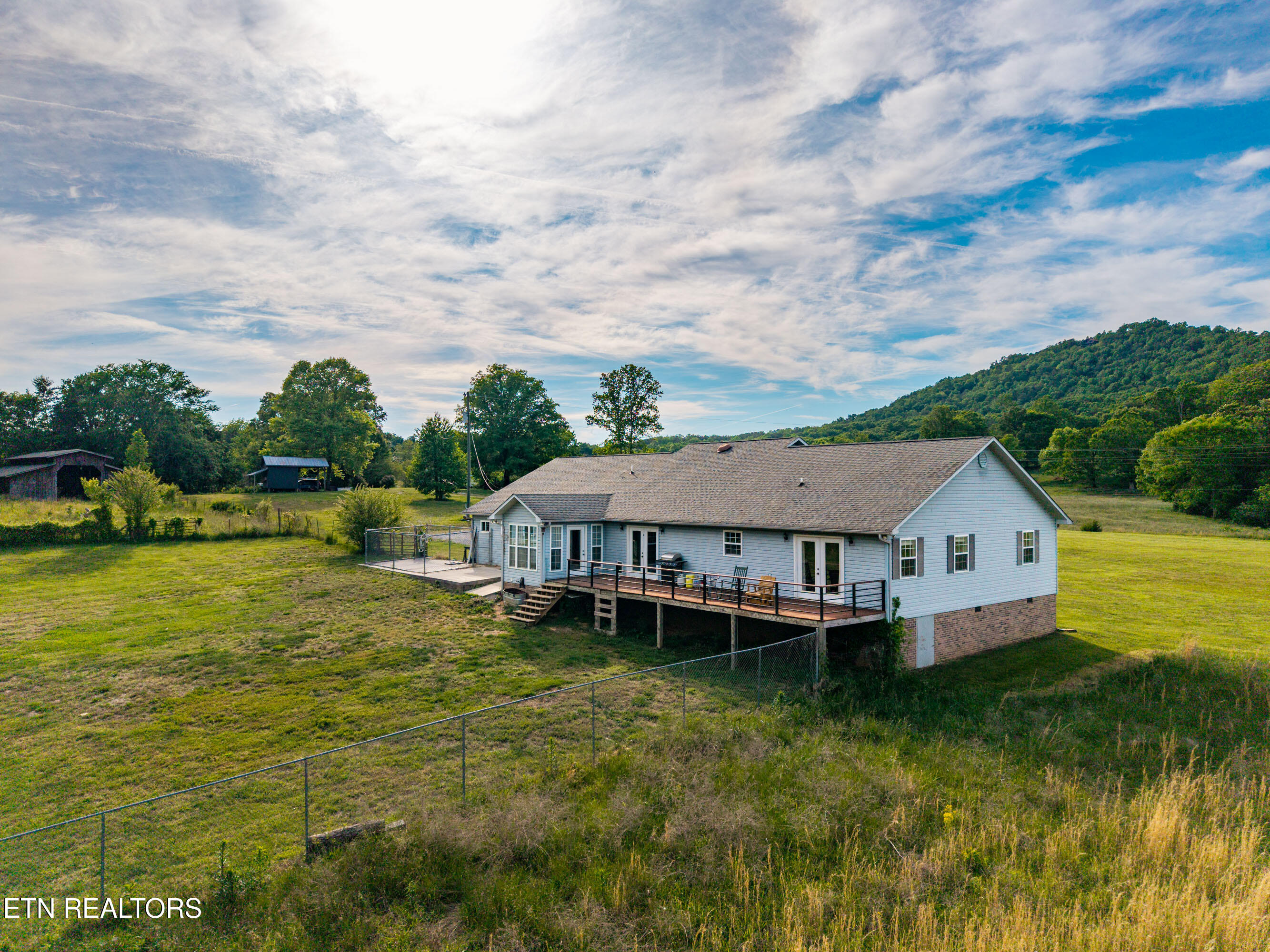 1038 Reagan Valley Road Tellico Plains TN 37385