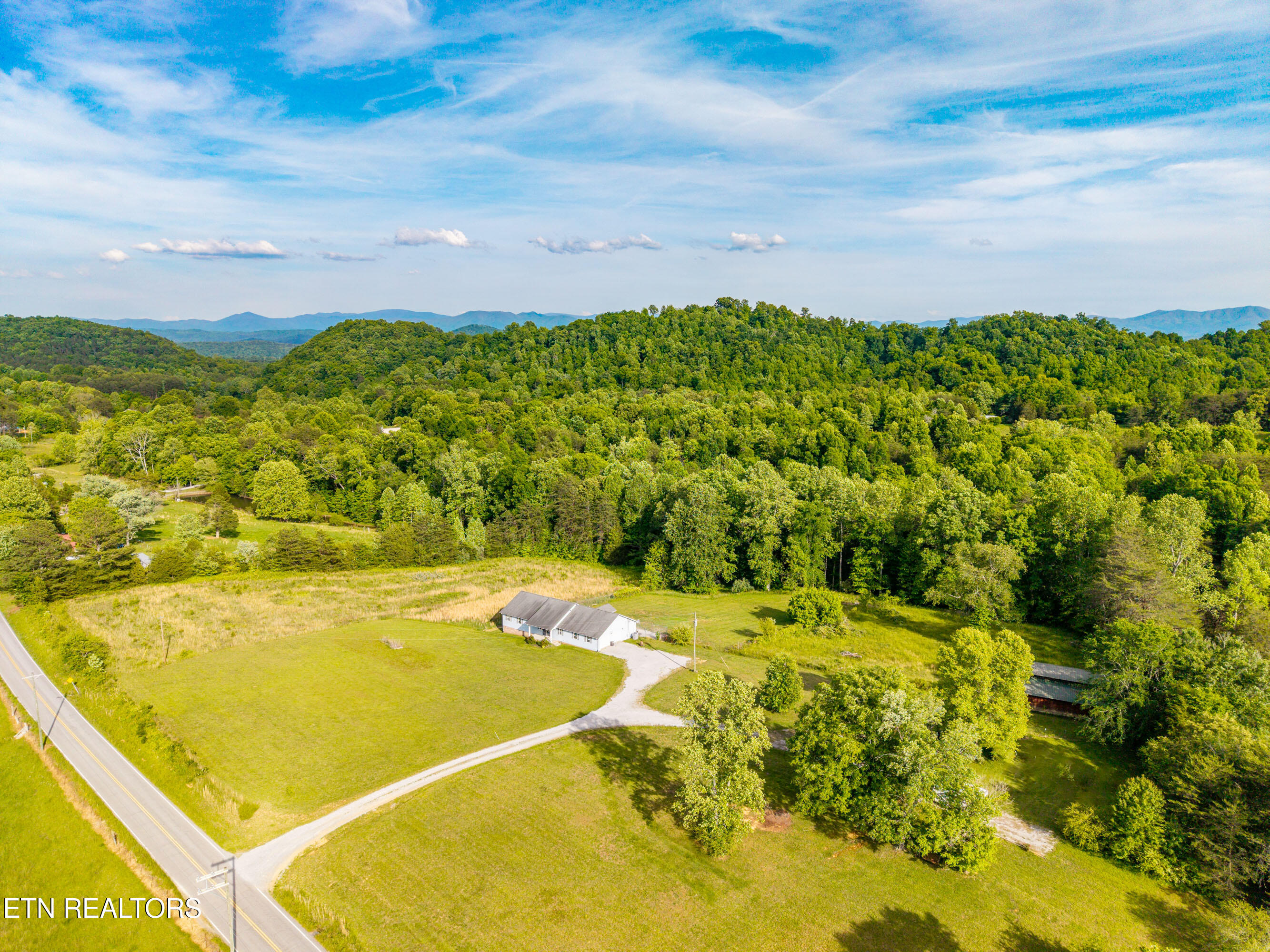 1038 Reagan Valley Road Tellico Plains TN 37385