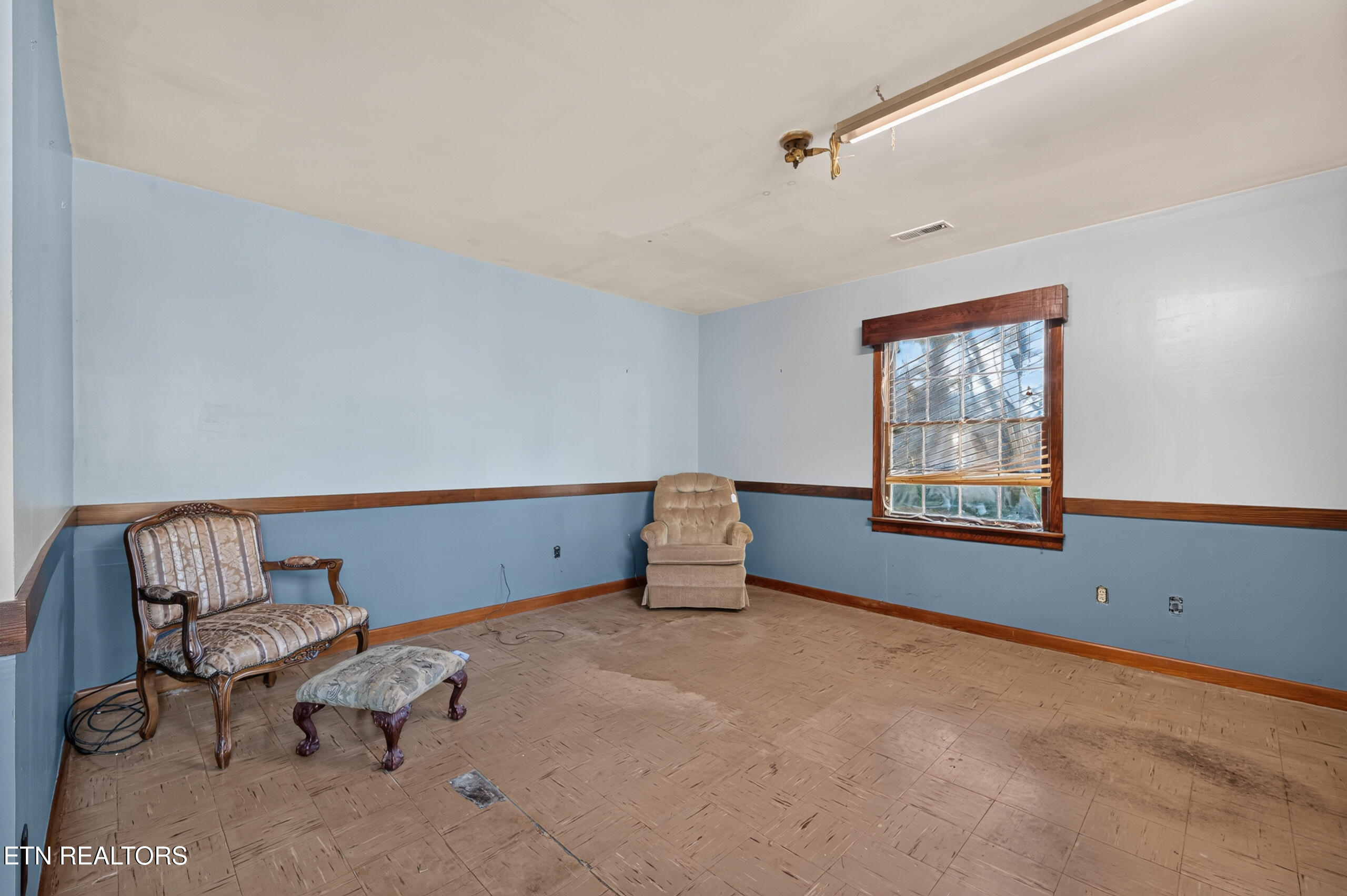 4815 Pleasant Ridge Road Knoxville TN 37912