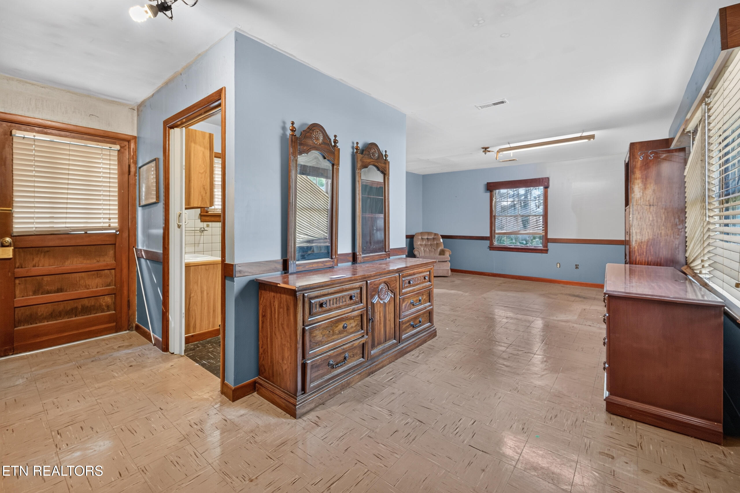 4815 Pleasant Ridge Road Knoxville TN 37912