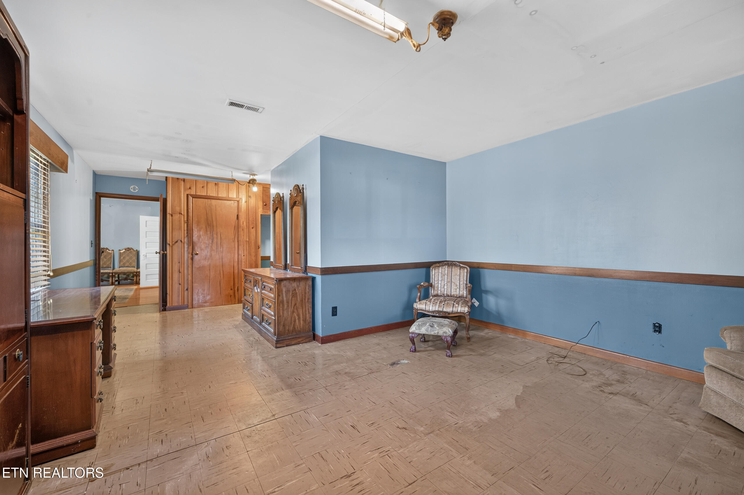 4815 Pleasant Ridge Road Knoxville TN 37912