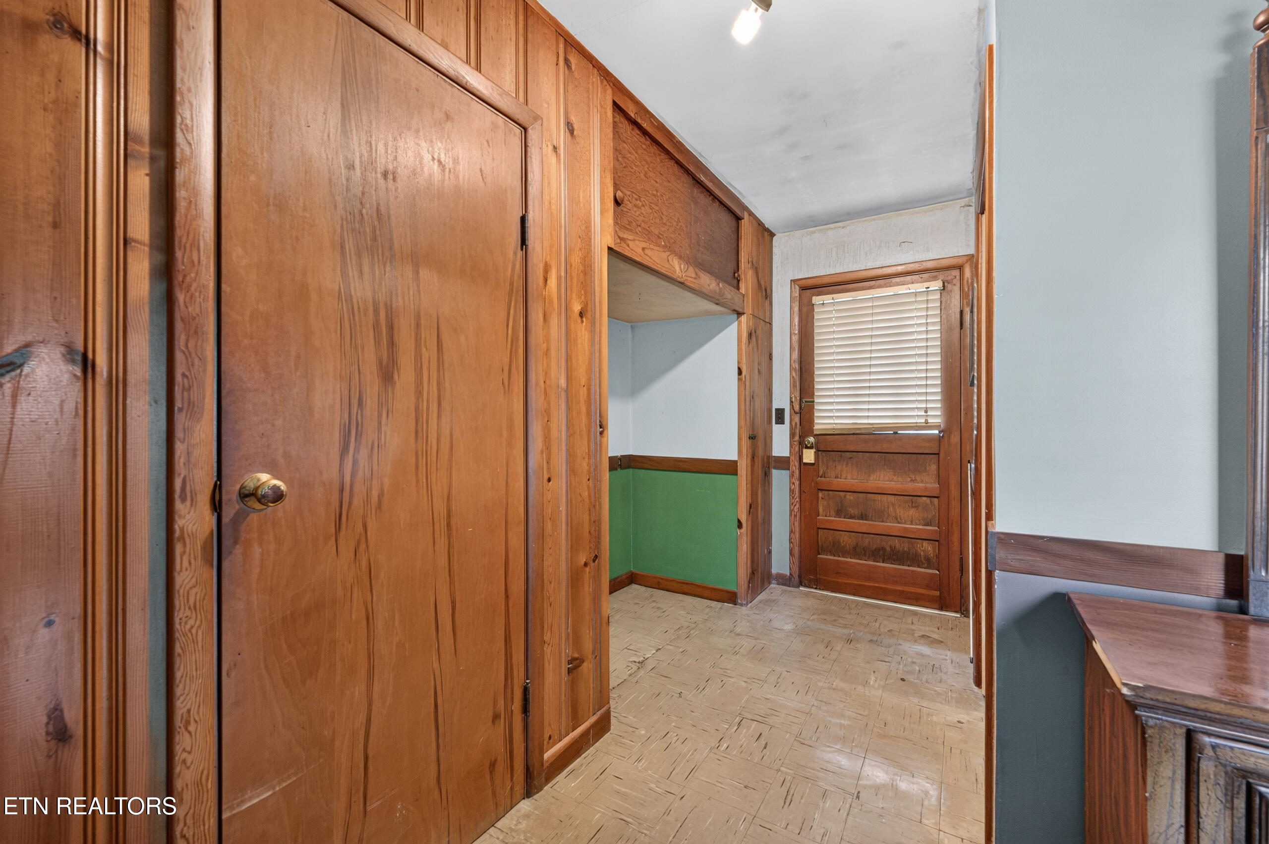 4815 Pleasant Ridge Road Knoxville TN 37912