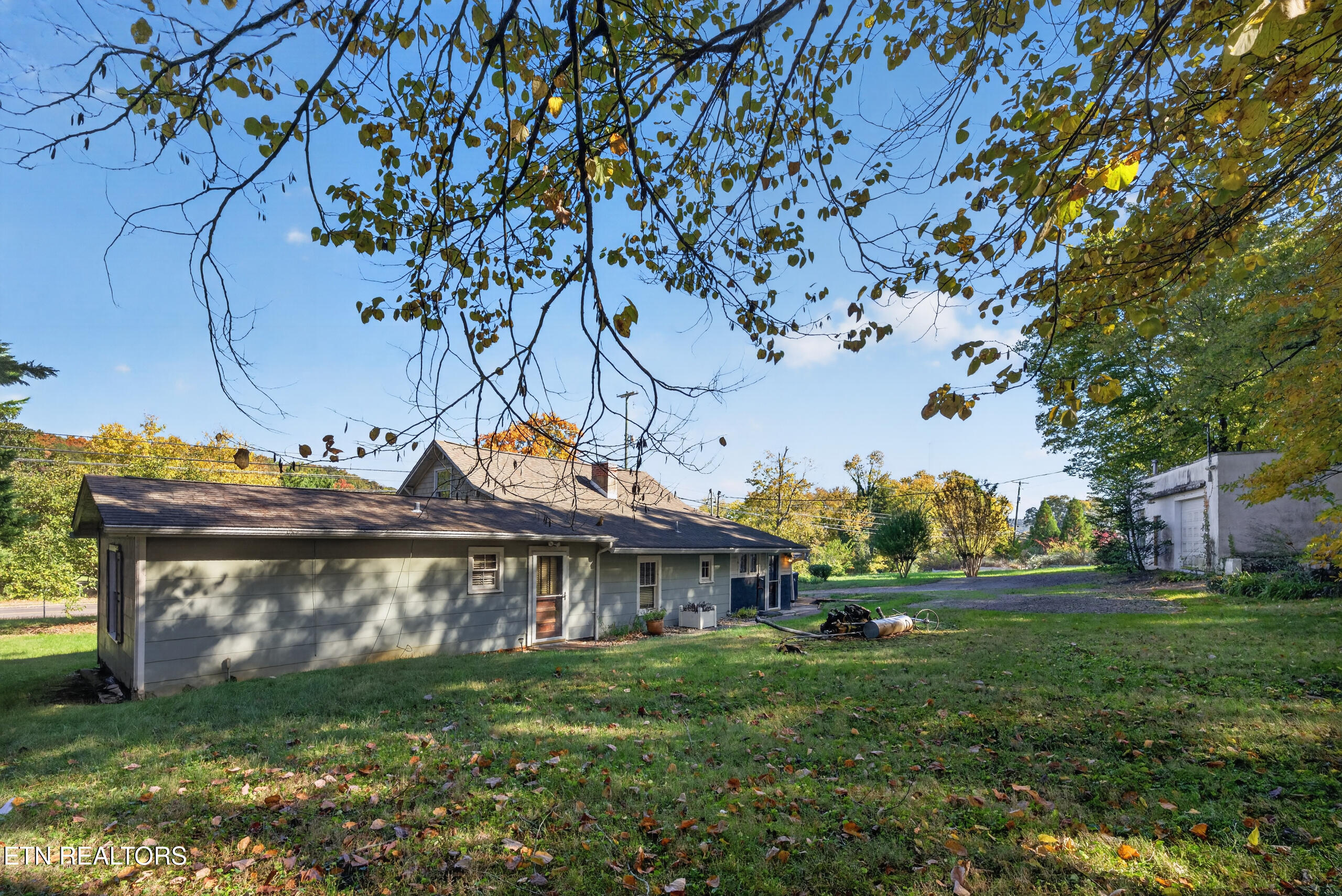 4815 Pleasant Ridge Road Knoxville TN 37912