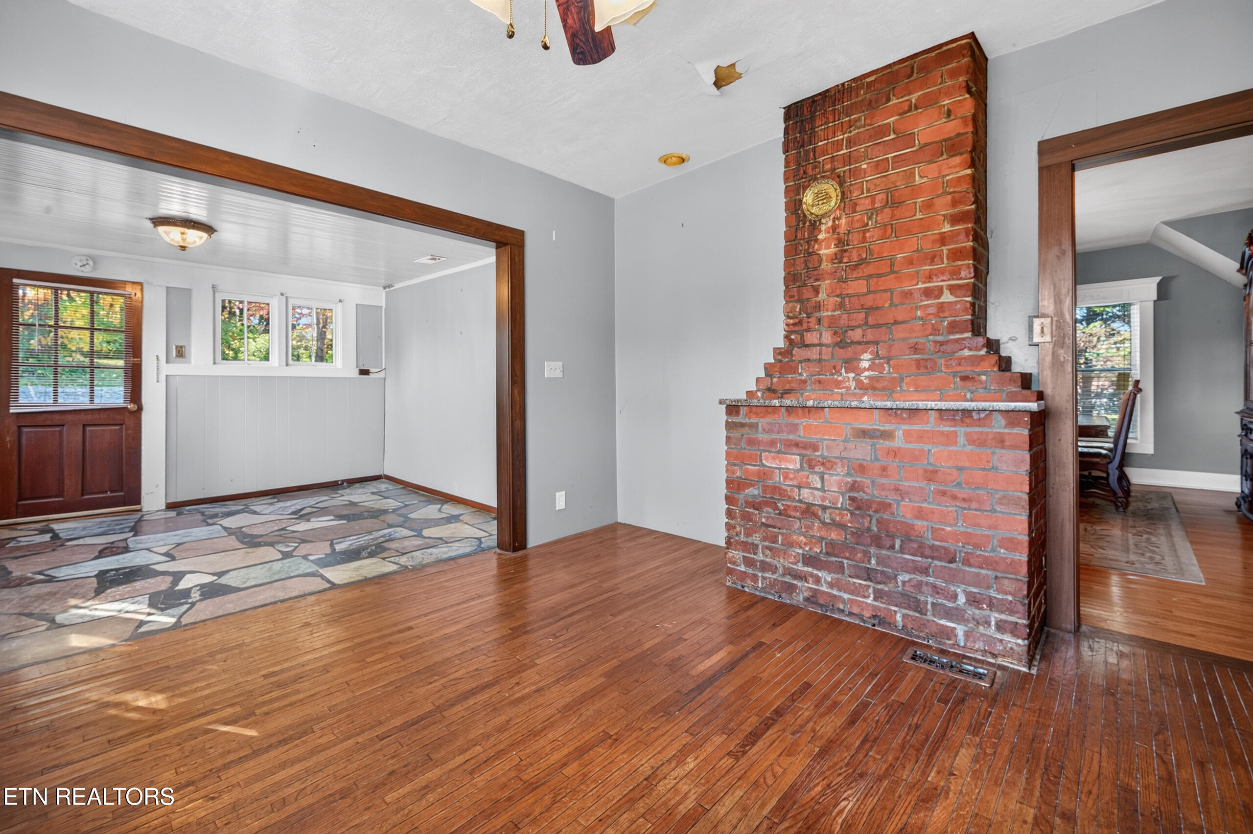 4815 Pleasant Ridge Road Knoxville TN 37912
