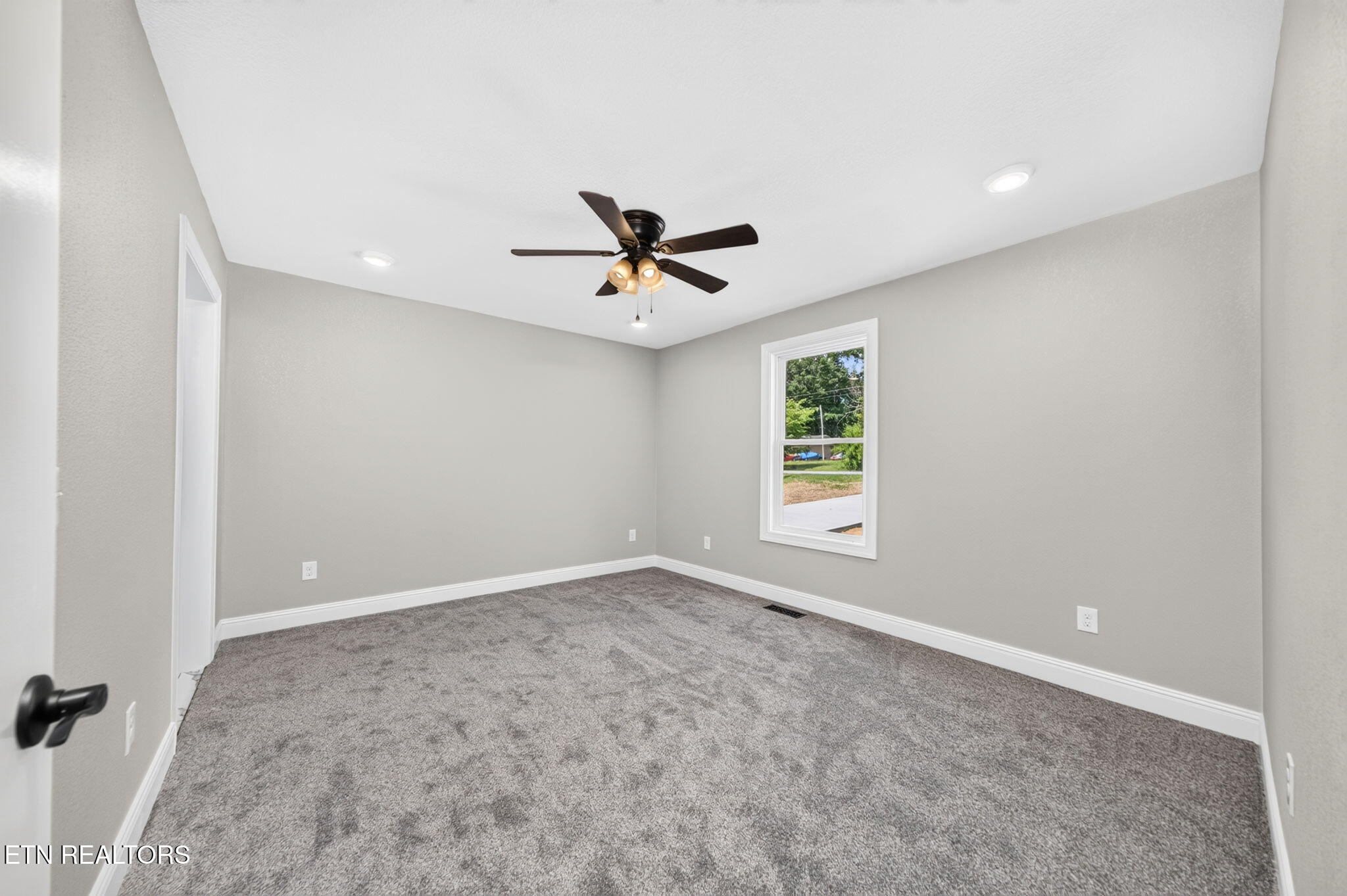 430 Rhododendron Circle Crossville TN 38555