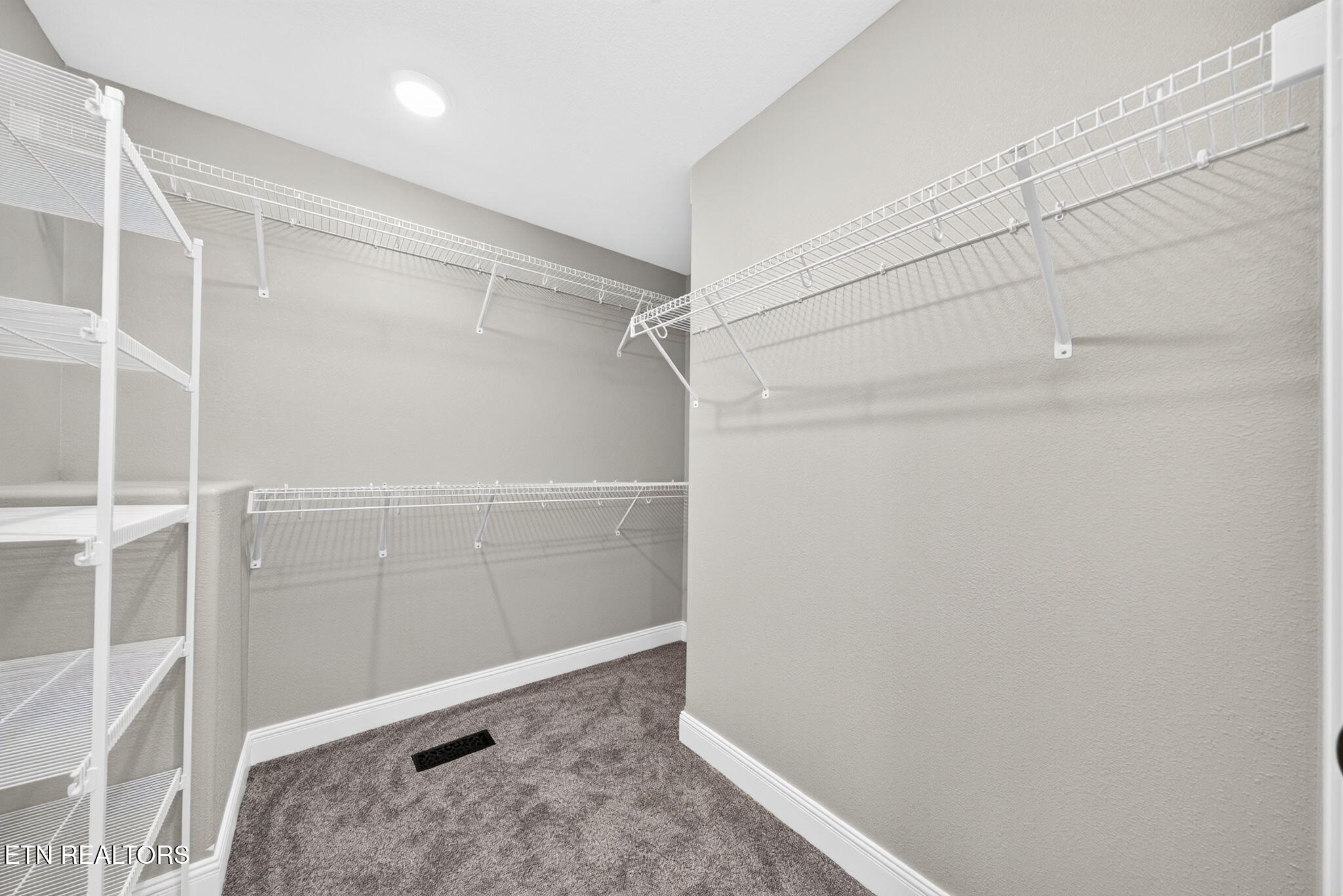430 Rhododendron Circle Crossville TN 38555