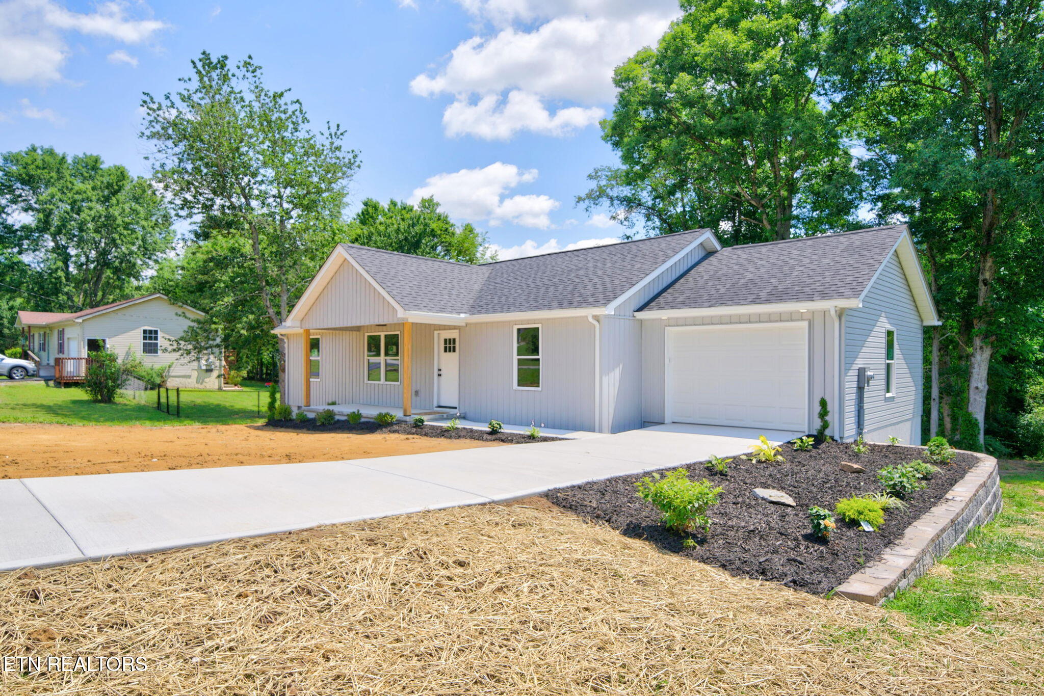 430 Rhododendron Circle Crossville TN 38555