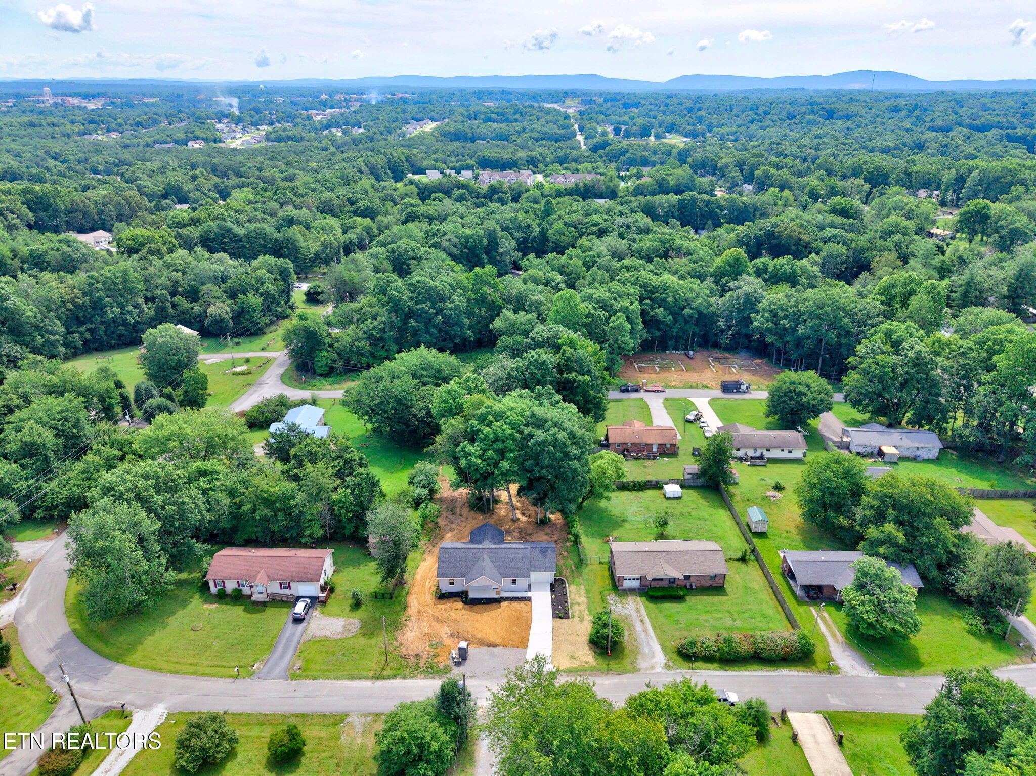 430 Rhododendron Circle Crossville TN 38555