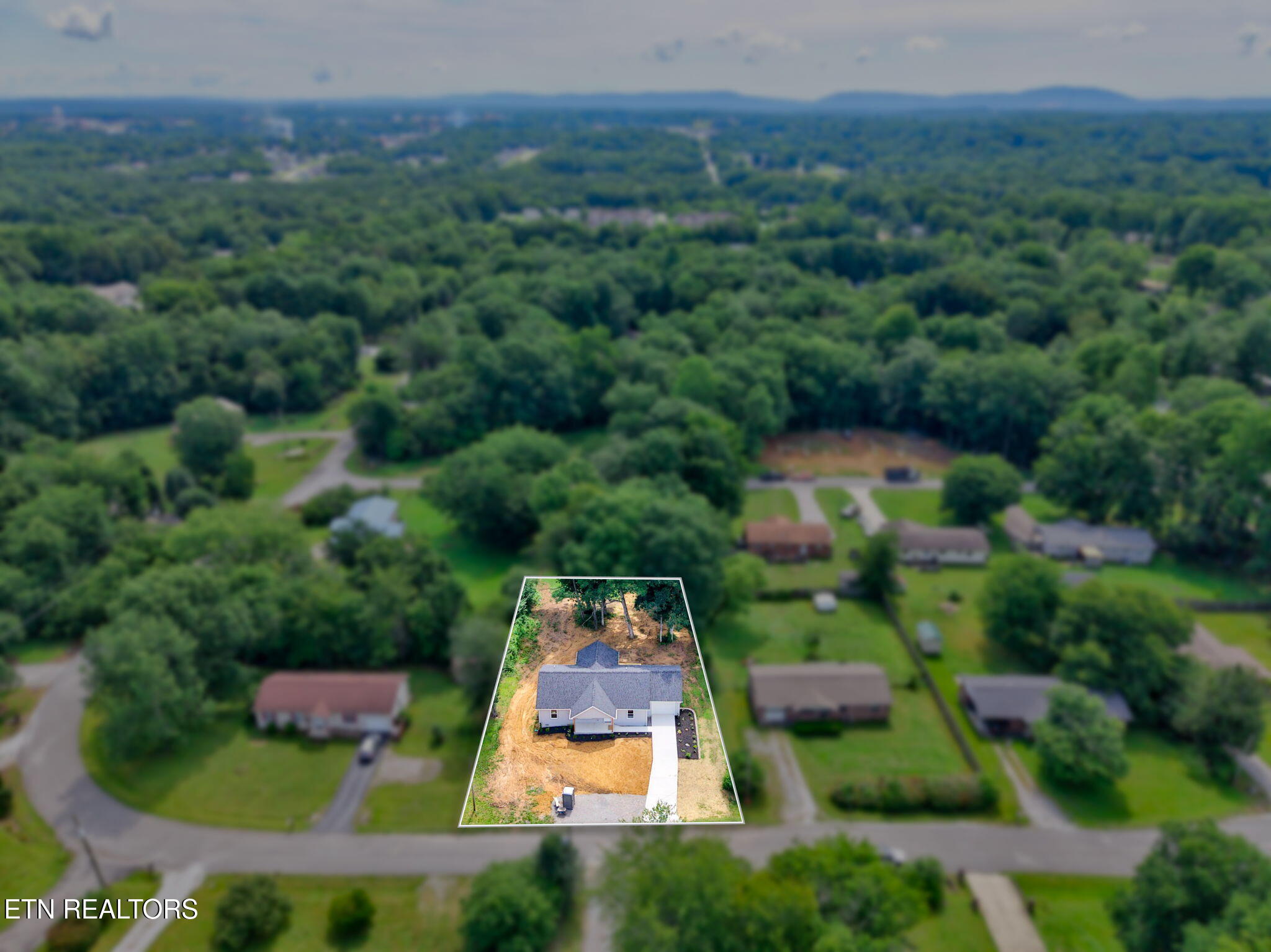 430 Rhododendron Circle Crossville TN 38555