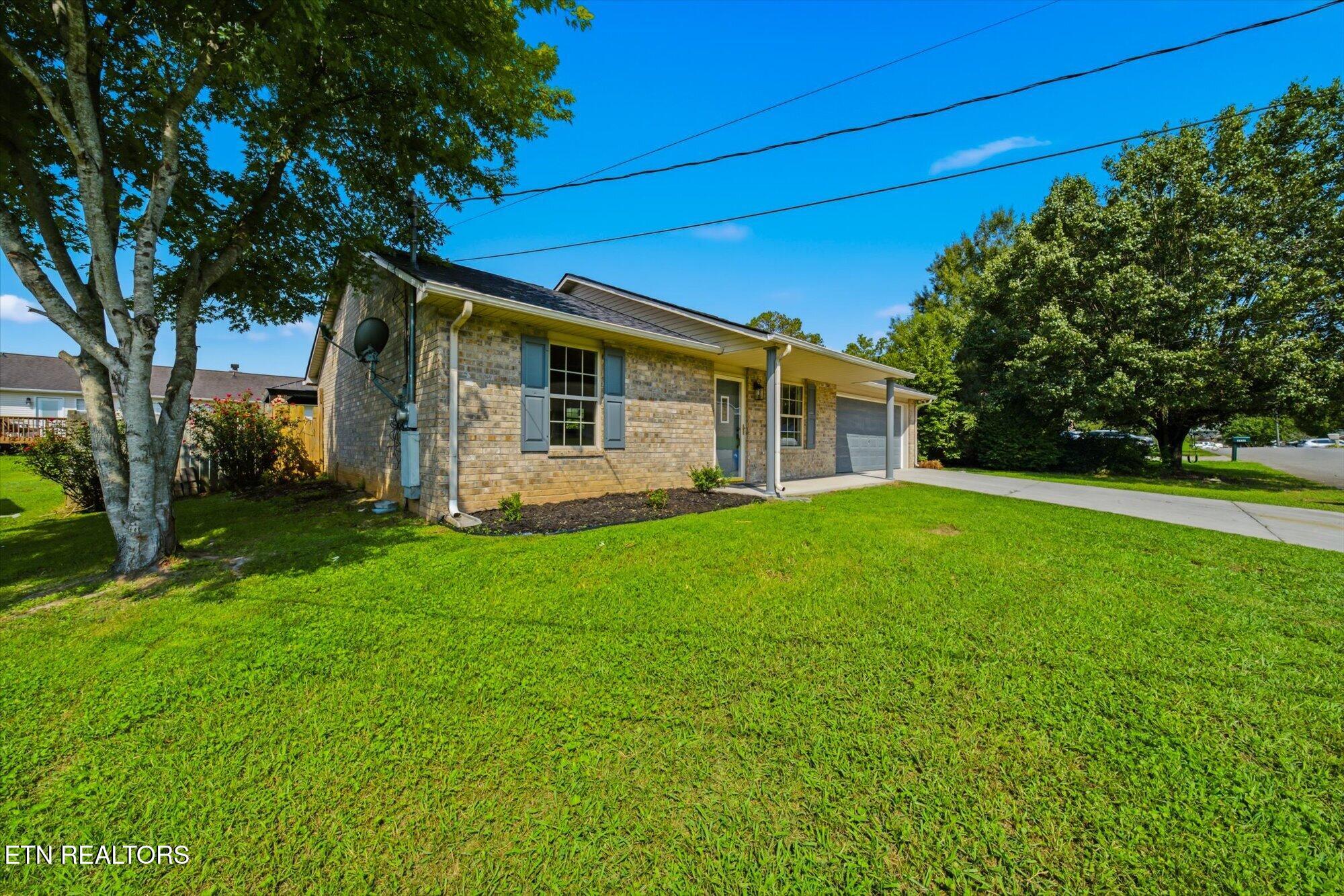 7444 Lyle Bend Lane Knoxville TN 37918